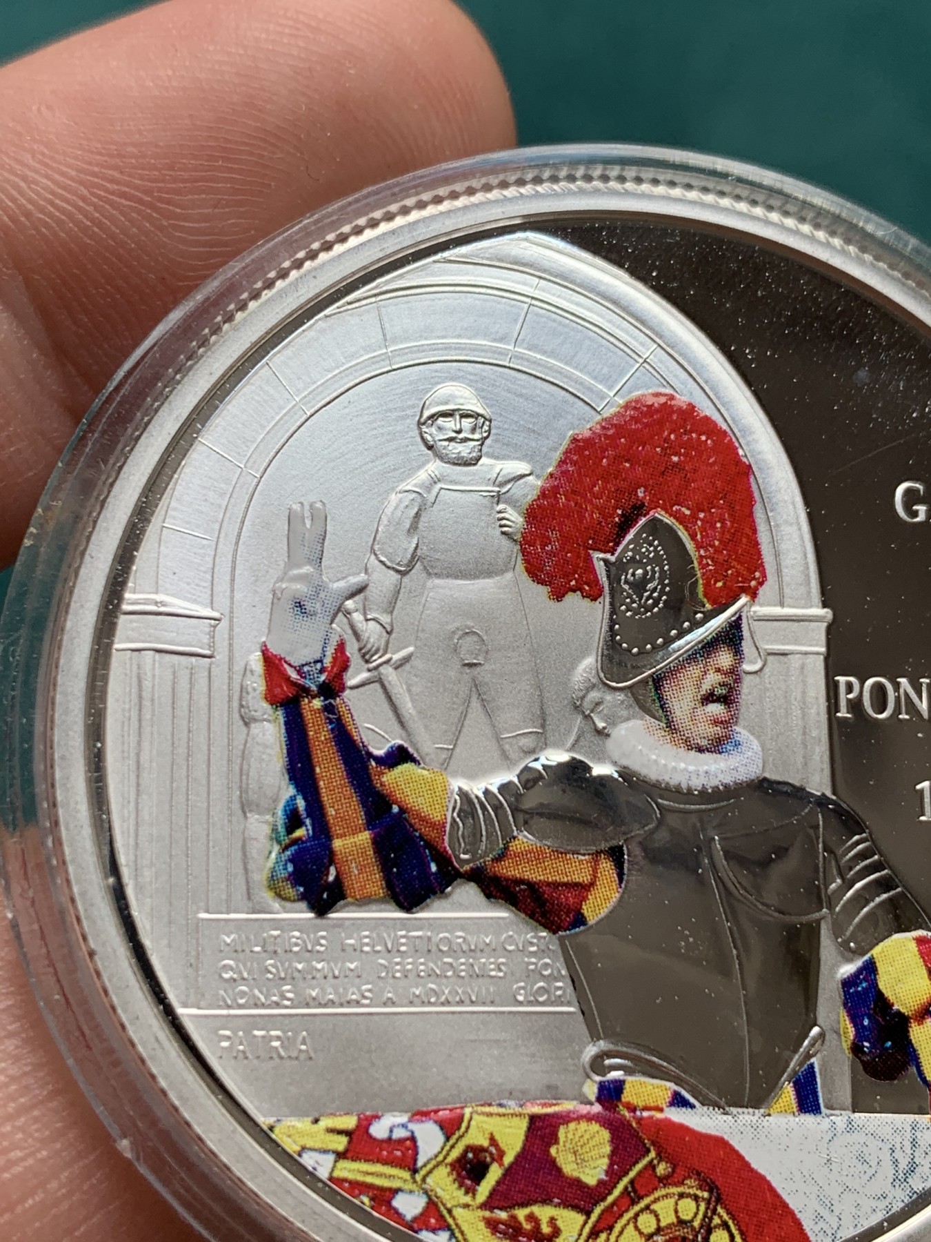 《竞宝斋》第186场-周日，周一 2场 (全场包邮) 刚果民主共和国 2006年 纪念瑞士卫队 500周年 10法郎 彩银银币 25克 925银