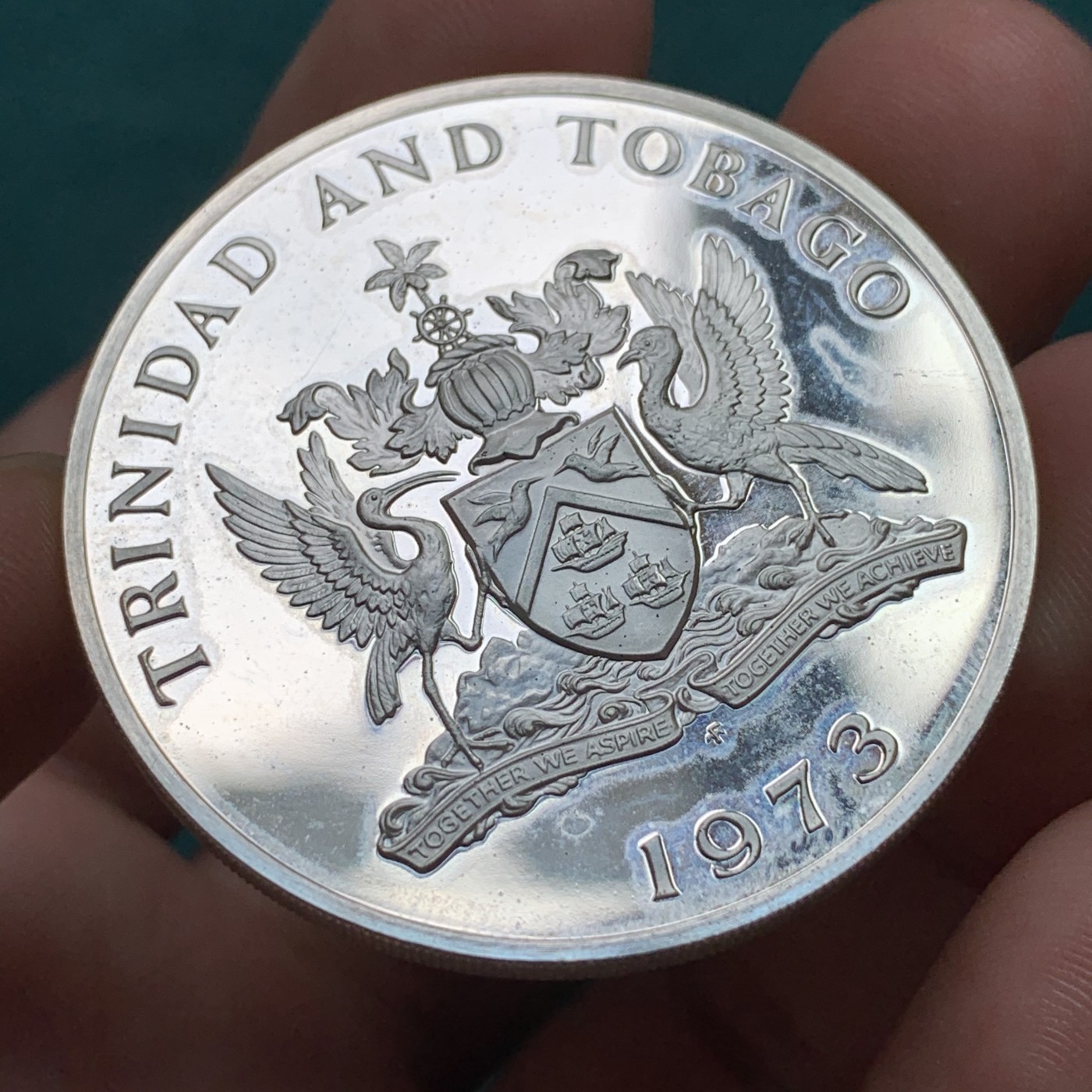 《竞宝斋》第186场-周日，周一 2场 (全场包邮) 特立尼达和多巴哥 1973年10刀 大银币 35克 925银