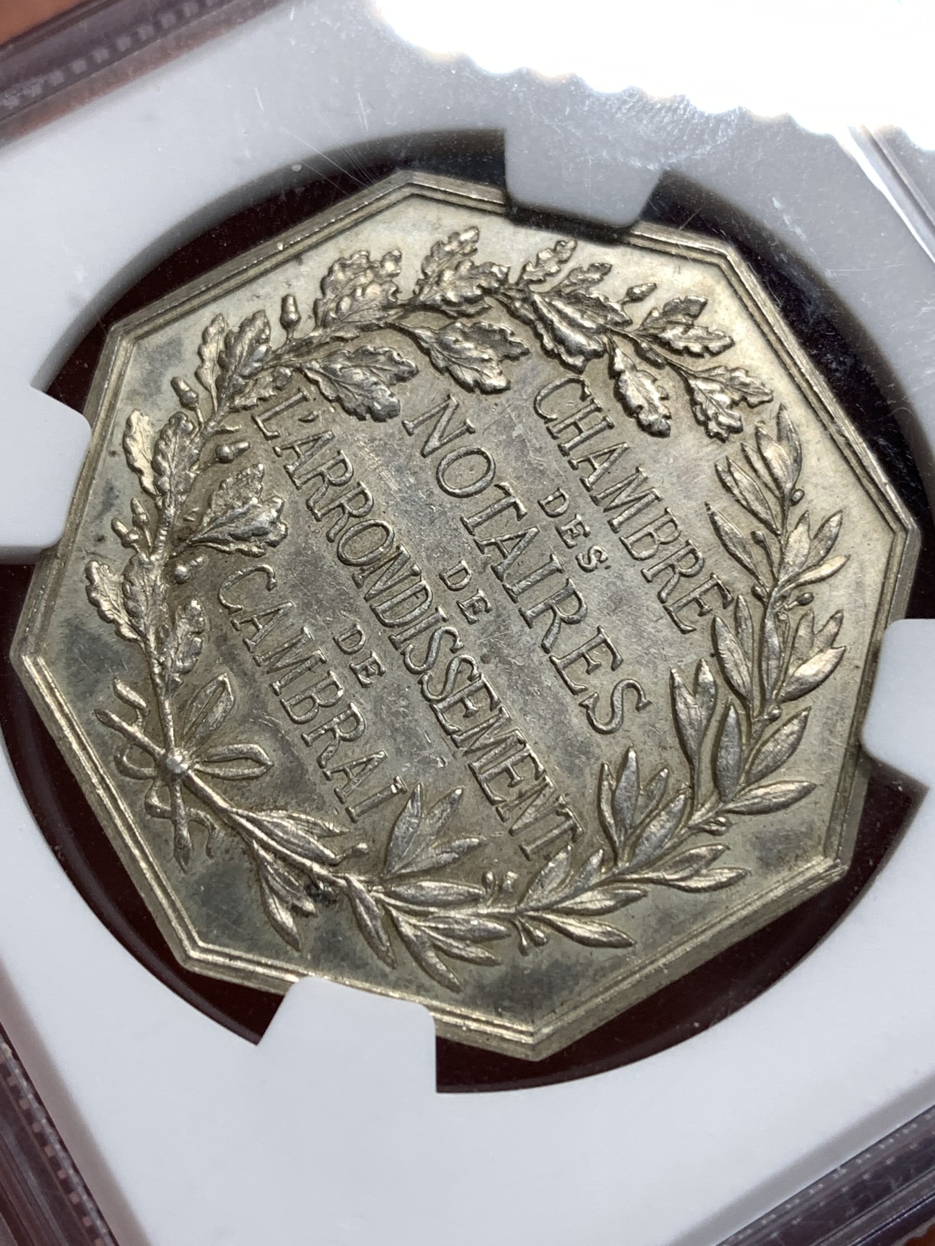 《竞宝斋》第186场-周日，周一 2场 (全场包邮) NGC AU58 法国 1803 公证人协会银质八角代币 细节状态好 分数有点低了