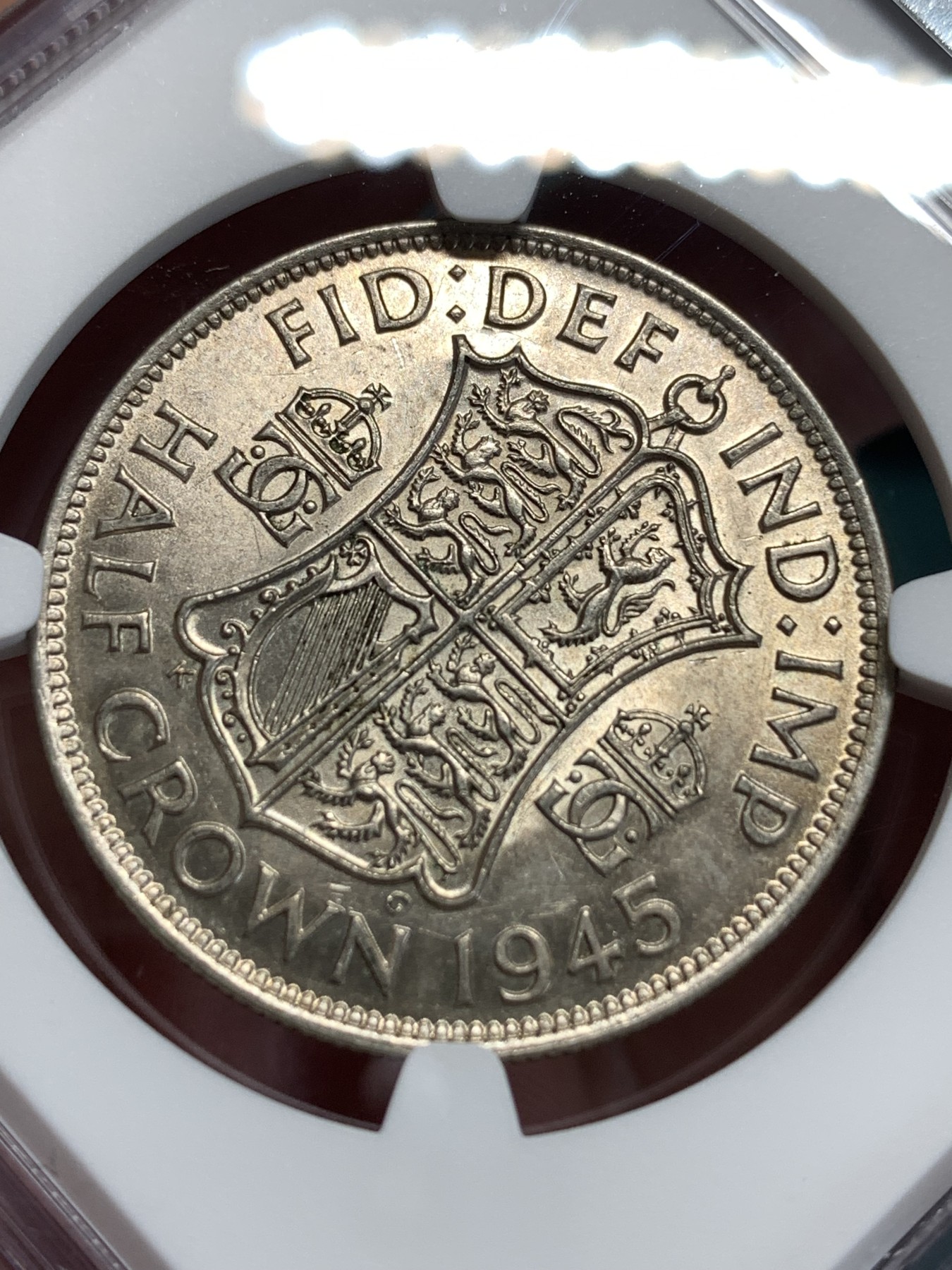 《竞宝斋》第186场-周日，周一 2场 (全场包邮) NGC AU58 英国 1945年 乔治六世 半克朗银币 保存的不错