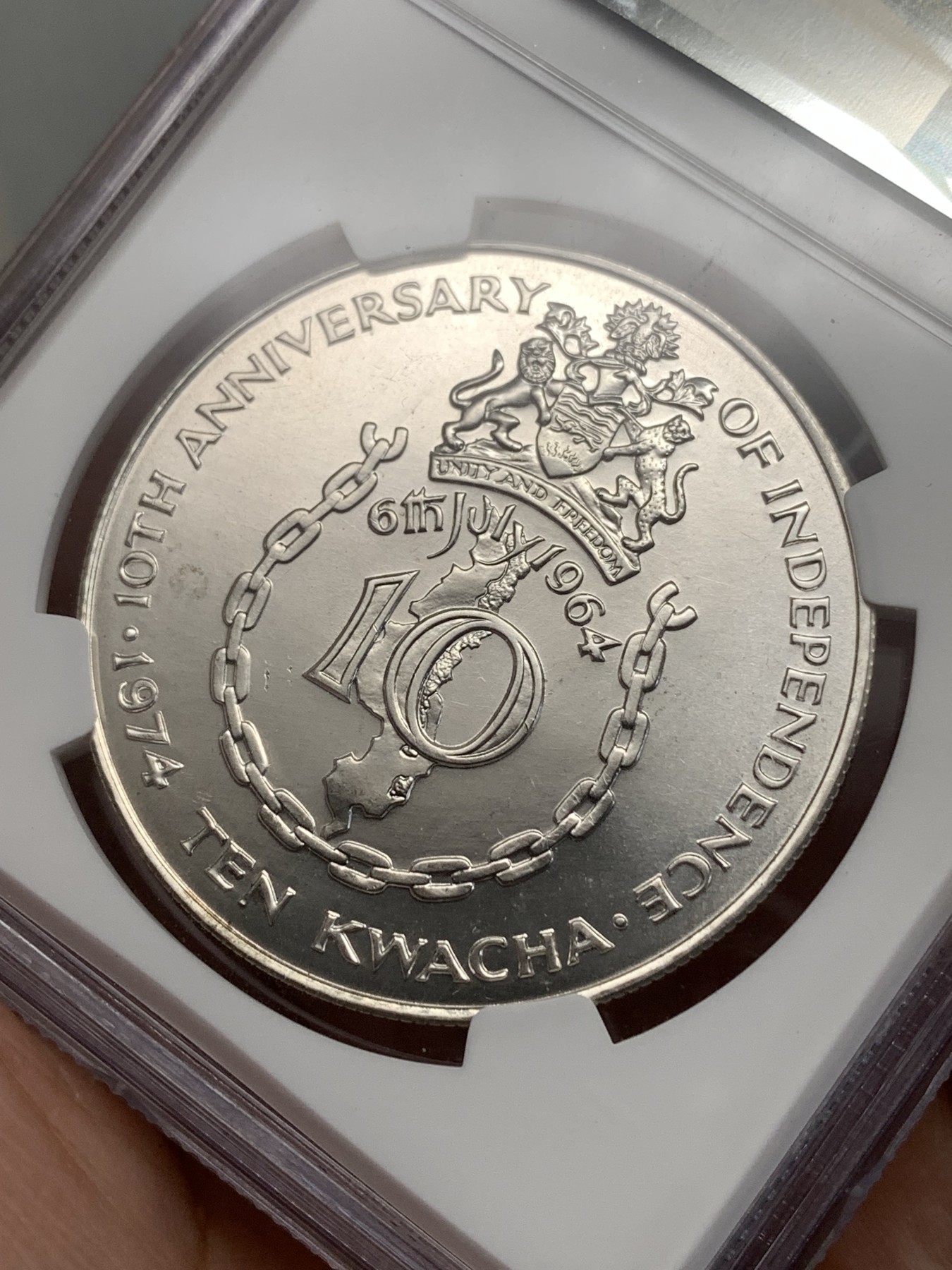 《竞宝斋》第186场-周日，周一 2场 (全场包邮) NGC MS66 马拉维 1974年 独立10周年 10克瓦查大银币 28.28克 925银