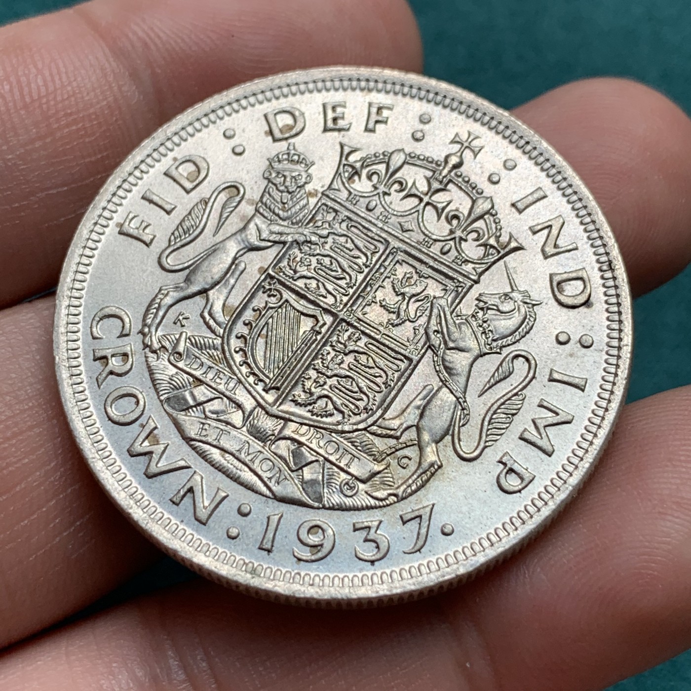 《竞宝斋》第186场-周日，周一 2场 (全场包邮) 英国 1937年 乔治六世 登基纪念 1克朗 大银币 细节光度都不错