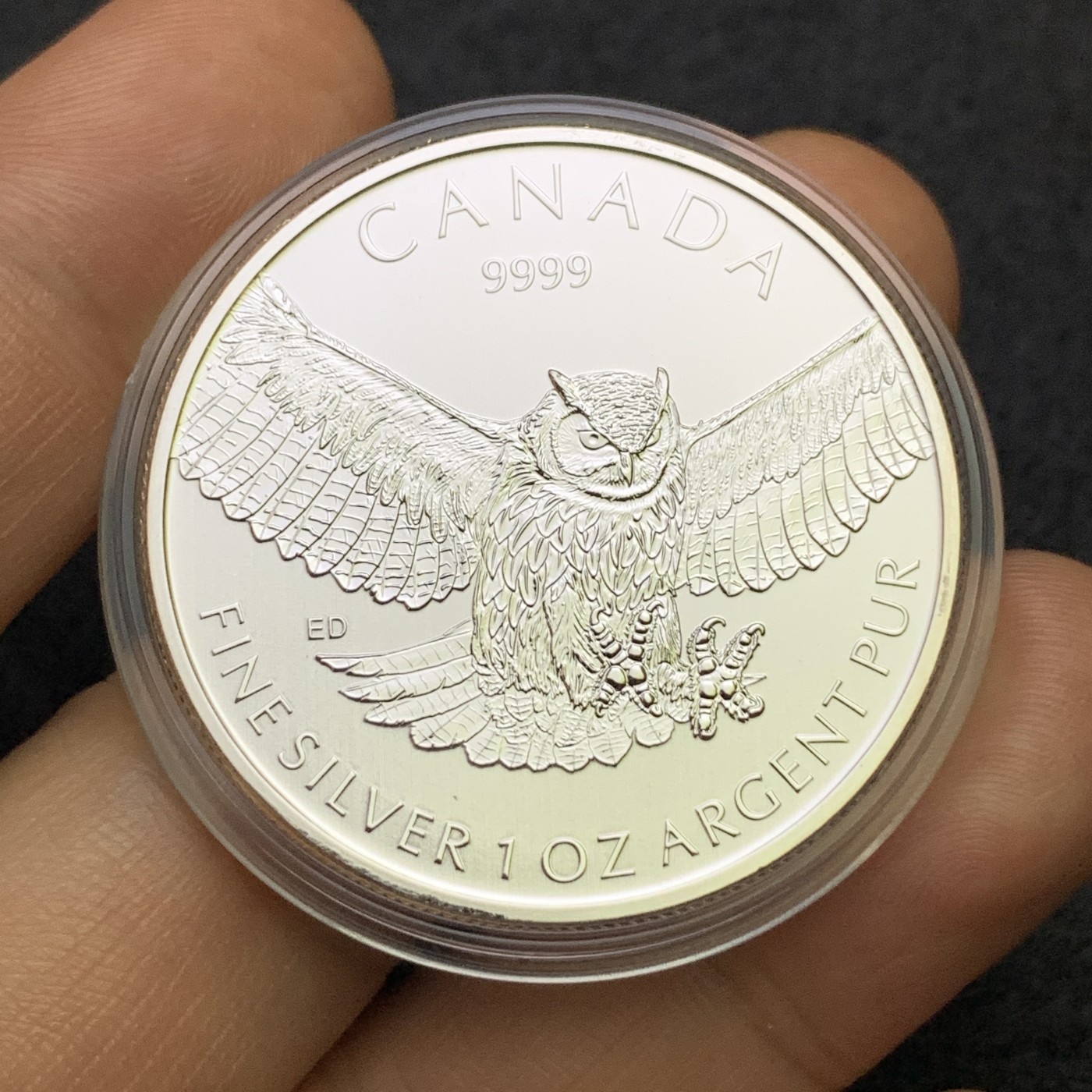 《竞宝斋》第186场-周日，周一 2场 (全场包邮) 加拿大 2015年 猛禽系列 大角猫头鹰 1盎司银币 31.1克 9999银 少见品种
