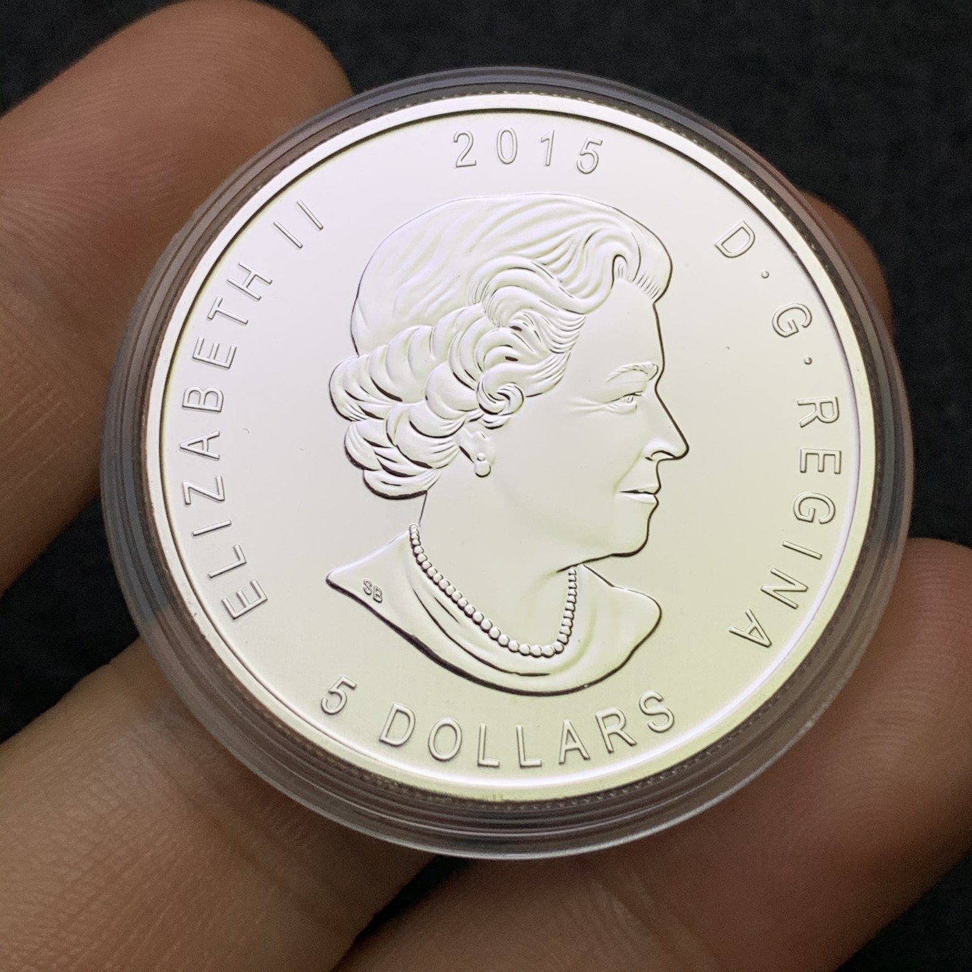 《竞宝斋》第186场-周日，周一 2场 (全场包邮) 加拿大 2015年 猛禽系列 大角猫头鹰 1盎司银币 31.1克 9999银 少见品种