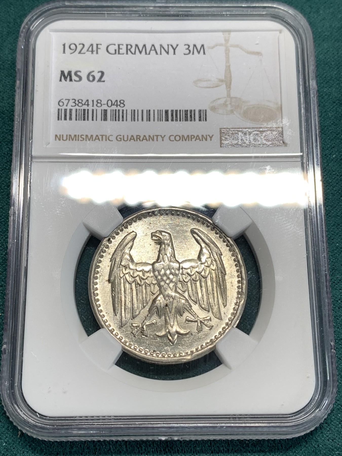 《竞宝斋》第186场-周日，周一 2场 (全场包邮) NGC-MS62 德国1924年 魏玛3马克银币 魏玛时期的铝币和纪念板银币很常见，但是流通版银币并不多见，光度很好