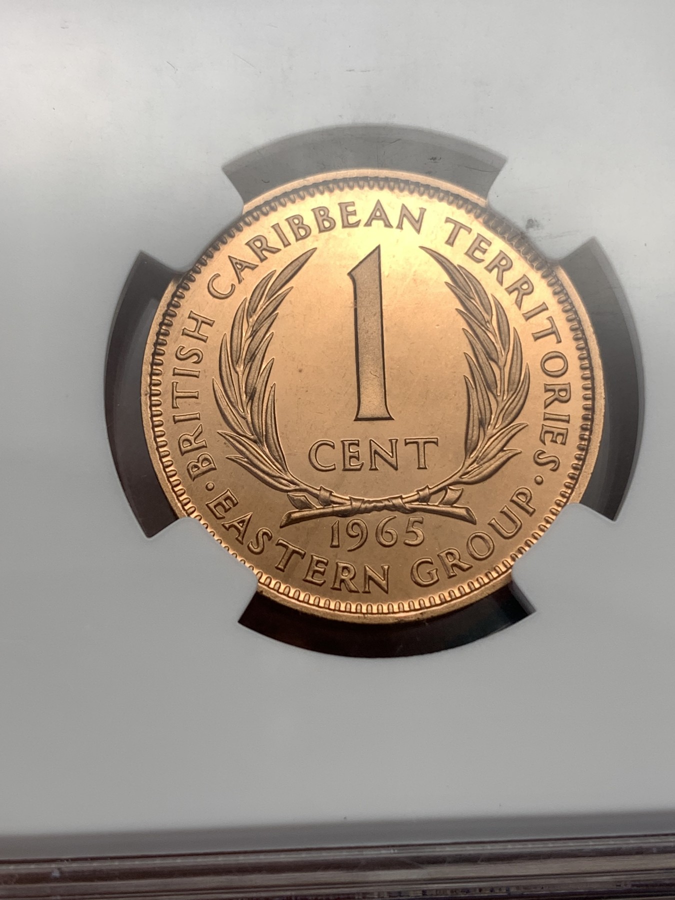 《竞宝斋》第186场-周日，周一 2场 (全场包邮) NGC-PF67RDUC 英属东加勒比-精制女王-1 cent