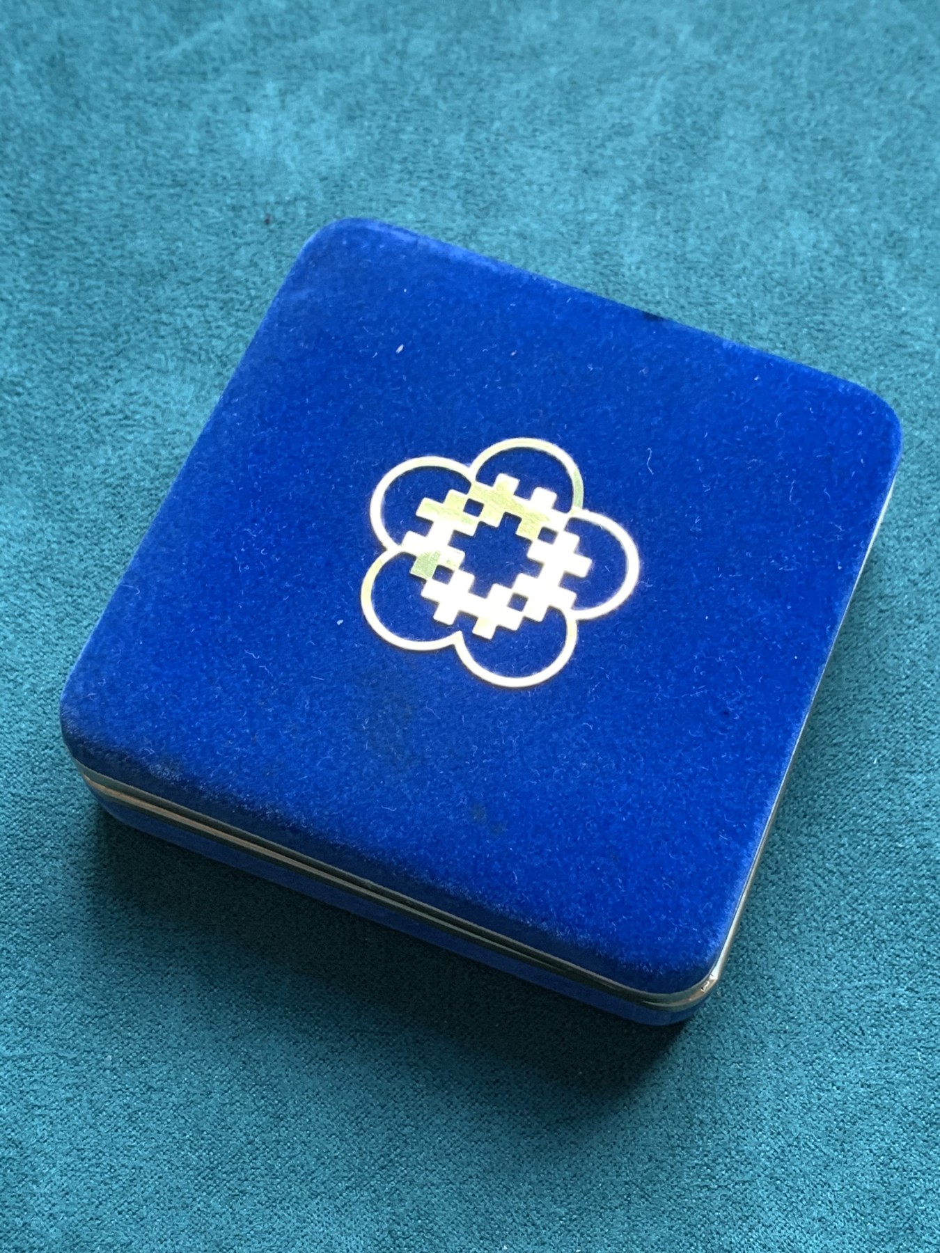 《竞宝斋》第186场-周日，周一 2场 (全场包邮) 台湾省 中华民国 八十周年纪念银币 盒证齐全