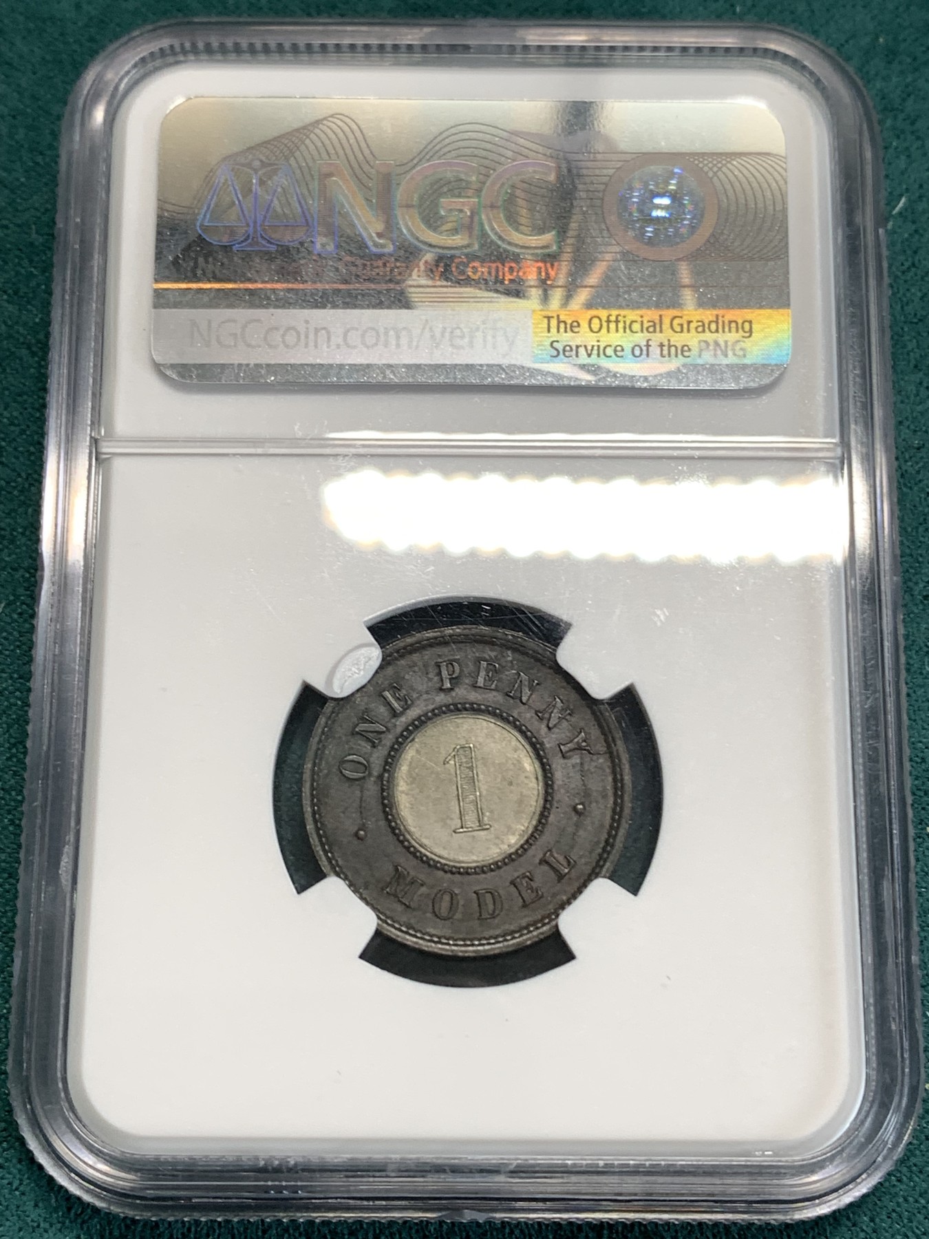 《竞宝斋》第186场-周日，周一 2场 (全场包邮) NGC UNC 英国1844年双色1便士 原味包浆 细节不错