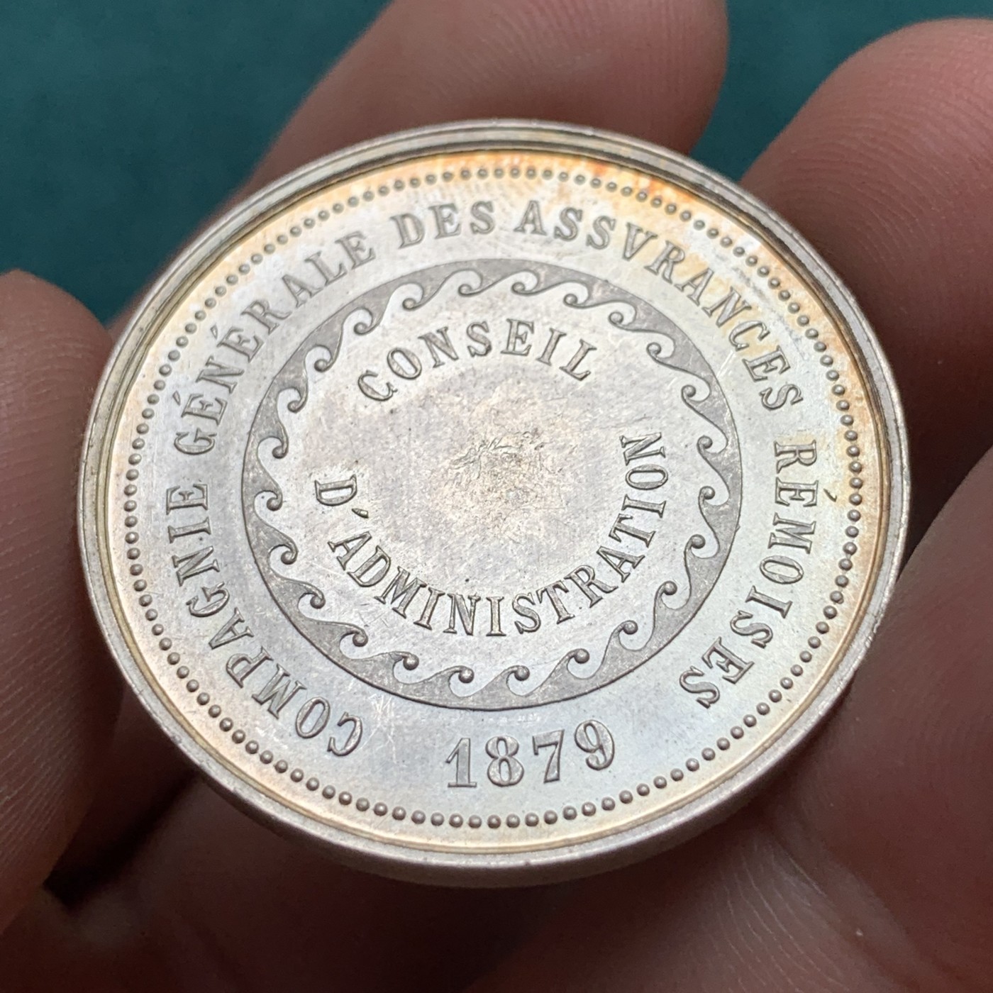 《竞宝斋》第186场-周日，周一 2场 (全场包邮) 1879年法国雷莫茨保险银章代用币 品相一流 18.3克 33.7mm 银标