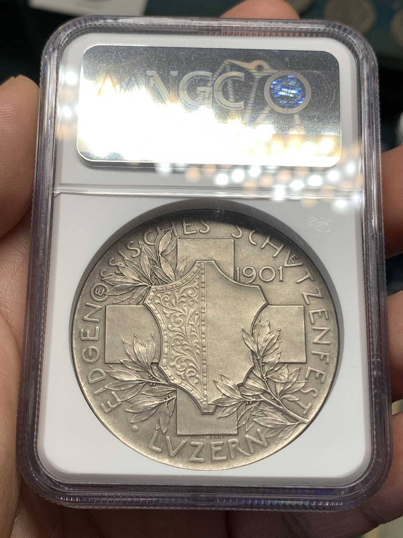 《竞宝斋》第186场-周日，周一 2场 (全场包邮) NGC-MS64 1901年卢塞恩瑞士射击节银章  高分好品相的射击节奖章比较难得 加厚盒装