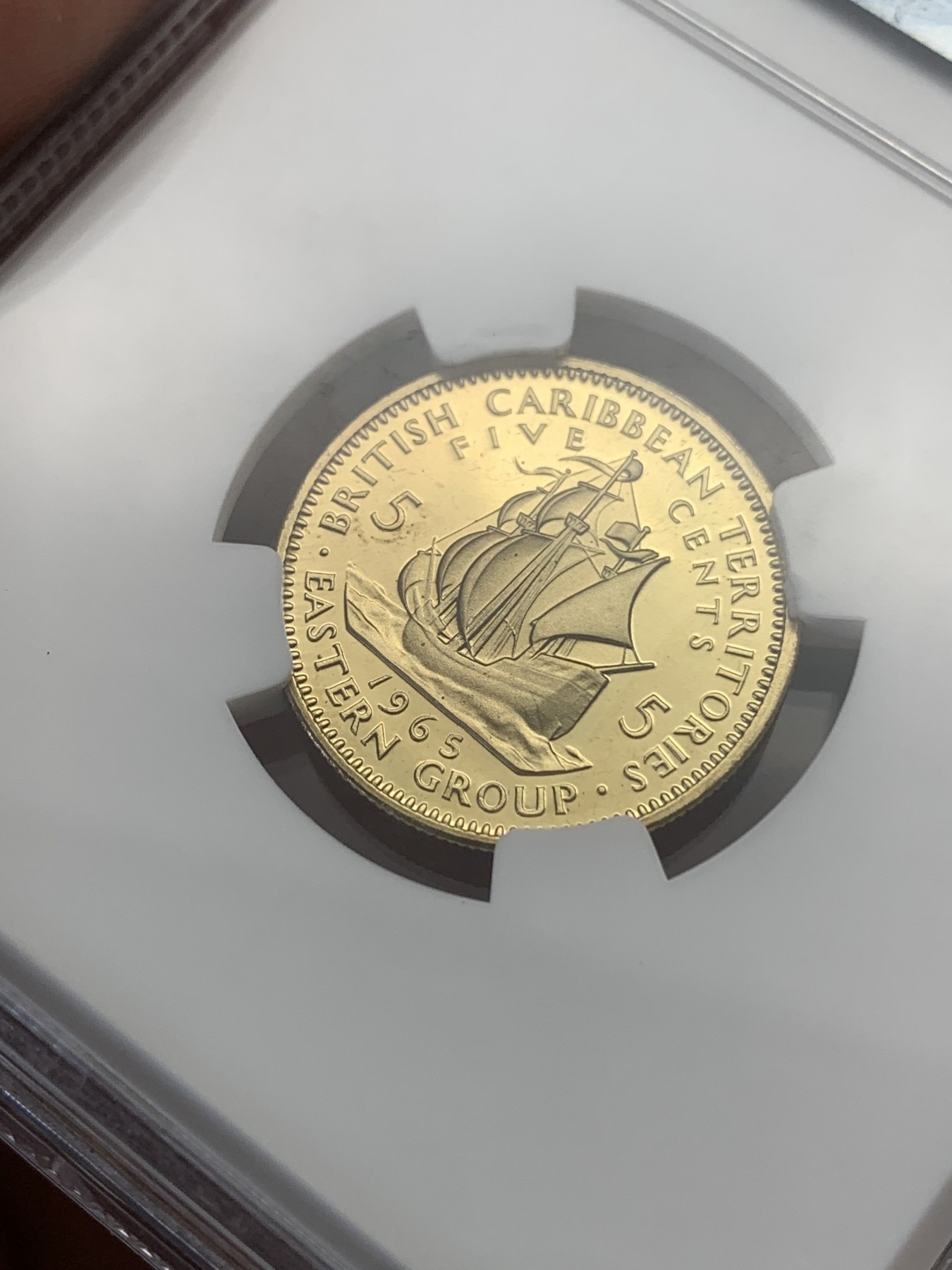 《竞宝斋》第186场-周日，周一 2场 (全场包邮) NGC-PF68UC英属东加勒比-精制女王-5 cent