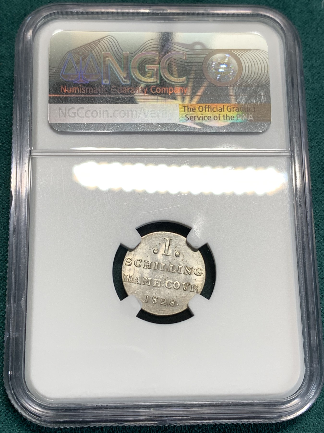 《竞宝斋》第186场-周日，周一 2场 (全场包邮) NGC-MS61 德国汉堡1828年1先令、打制锐利的小城堡，打制币辅币，转光强