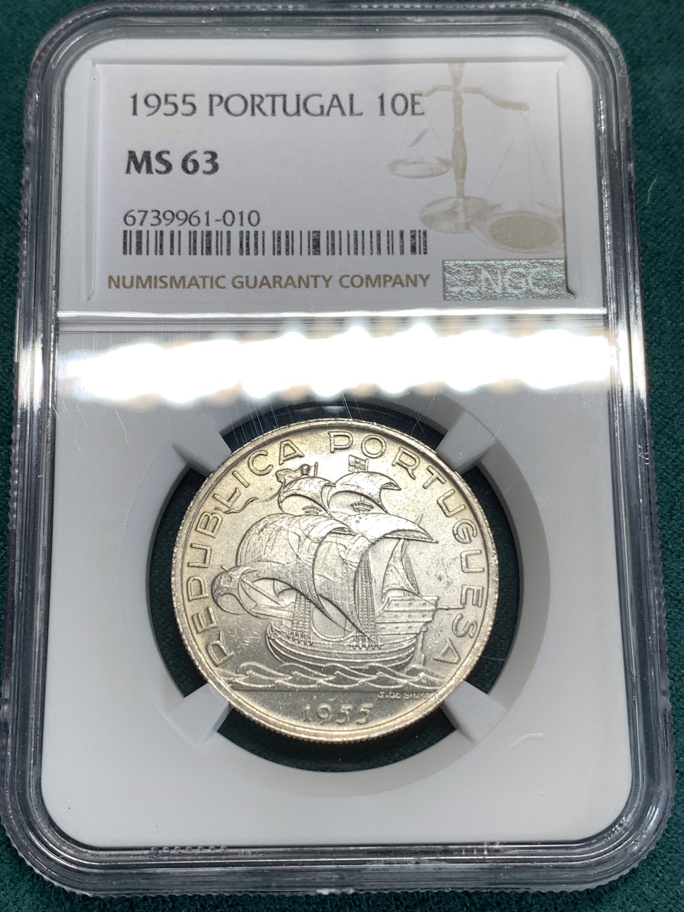 《竞宝斋》第186场-周日，周一 2场 (全场包邮) NGC MS63 葡萄牙 1955 10E 大帆船银币 淡彩包浆 漂亮的