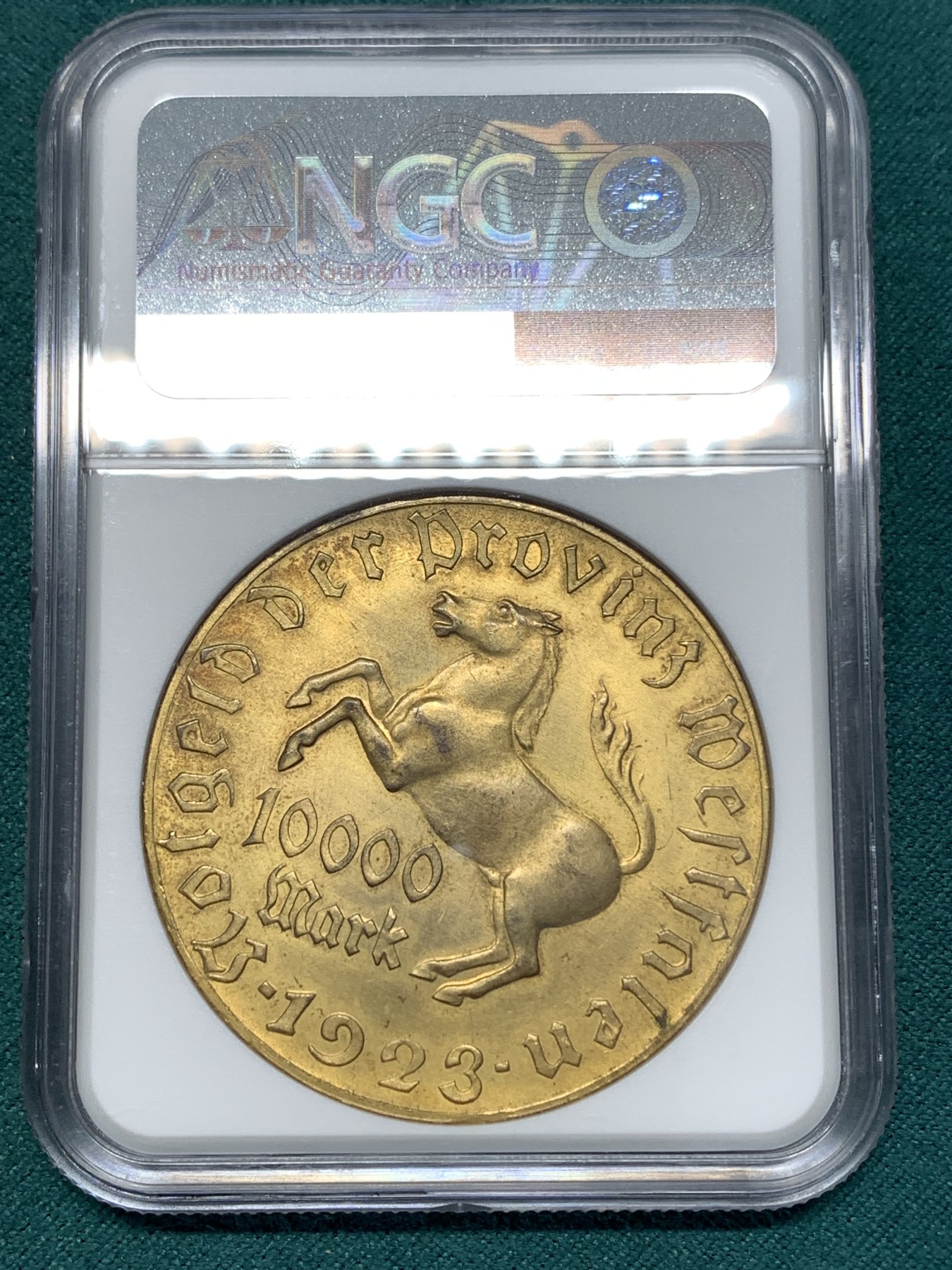 《竞宝斋》第186场-周日，周一 2场 (全场包邮) NGC-MS65 德国威斯特伐利亚1923年10000马克镀金大马币