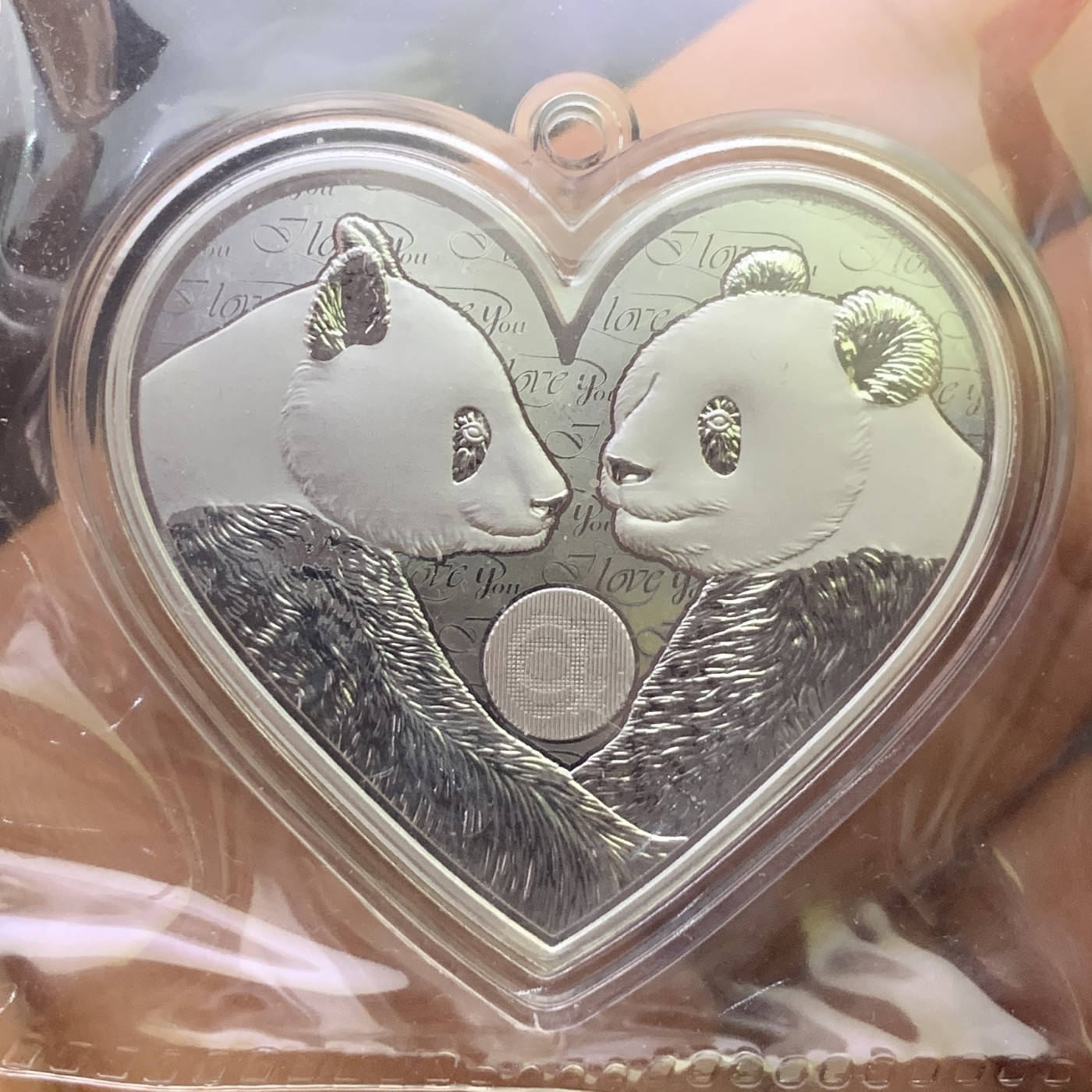 《竞宝斋》第186场-周日，周一 2场 (全场包邮) 中国 2019 天使丘比特 爱情熊猫 心型银章  999银25克 带编号 N可评级