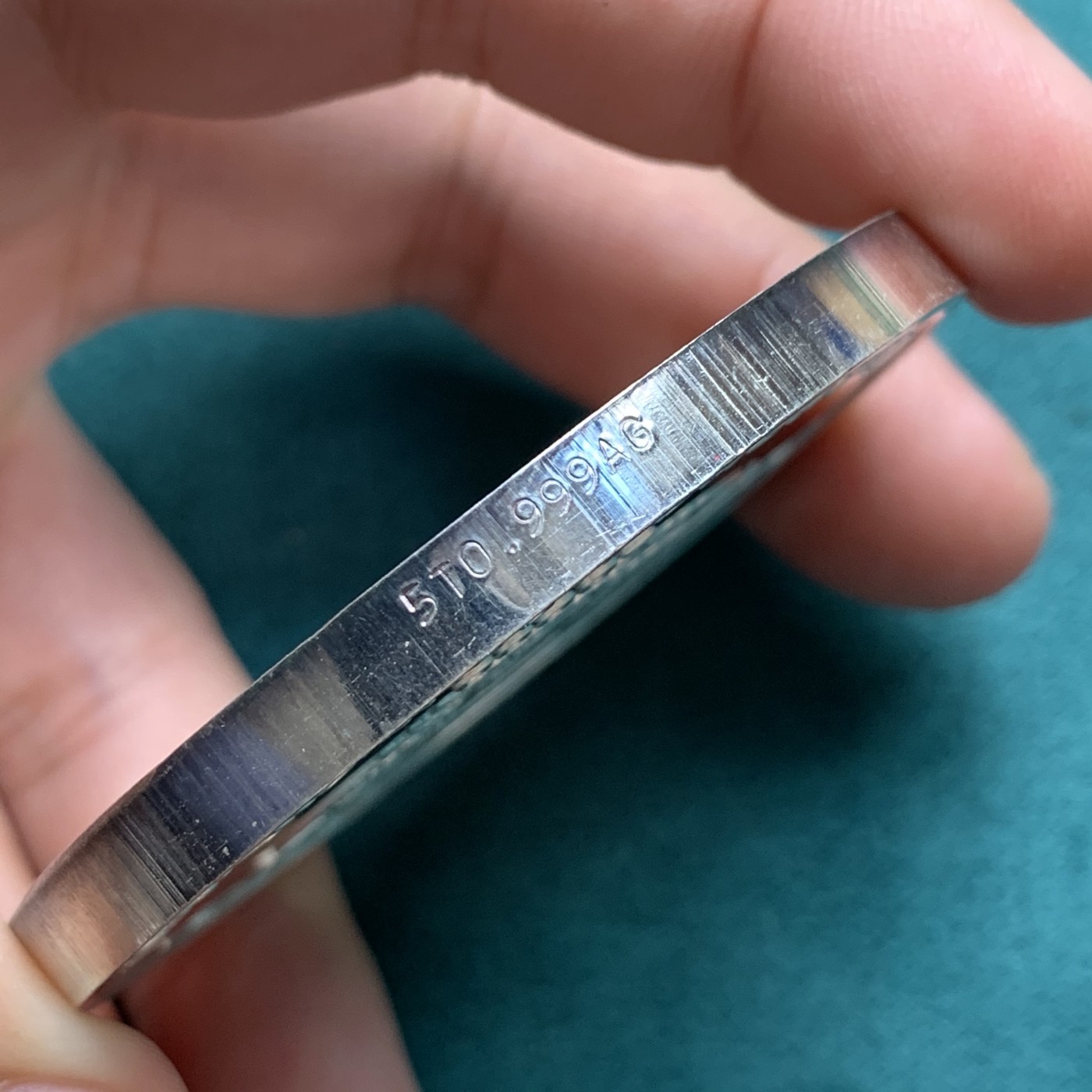 《竞宝斋》第186场-周日，周一 2场 (全场包邮) 阿尔察赫共和国 1998年5盎司银币（63.8mm,155.5克，999纯银）面值50000阿尔察赫元，稀缺品种，好品相