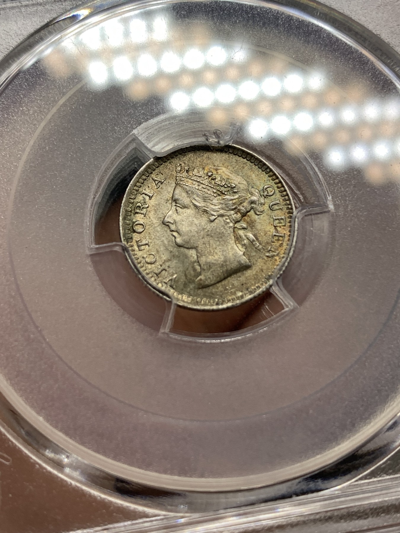 《竞宝斋》第186场-周日，周一 2场 (全场包邮) PCGS MS65 1900年香港维多利亚女皇像五仙银币，顶级重五彩包浆，上周同品种同分包浆不及这枚的拍了2800