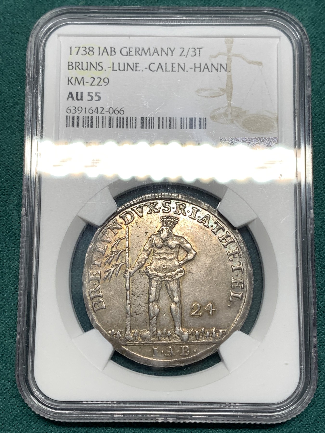 《竞宝斋》第186场-周日，周一 2场 (全场包邮) NGC-AU55 德国 1738 布伦瑞克 吕内堡野人 2/3泰勒 英王乔治二世兼领 带包浆 状态好