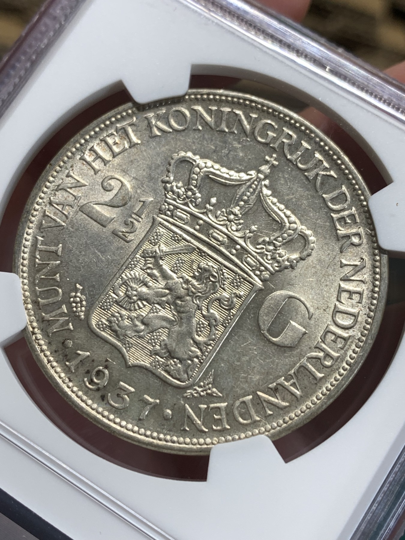 《竞宝斋》第186场-周日，周一 2场 (全场包邮) NGC MS61 荷兰1937年 威廉明娜 2.5盾 大银币 感觉分低了