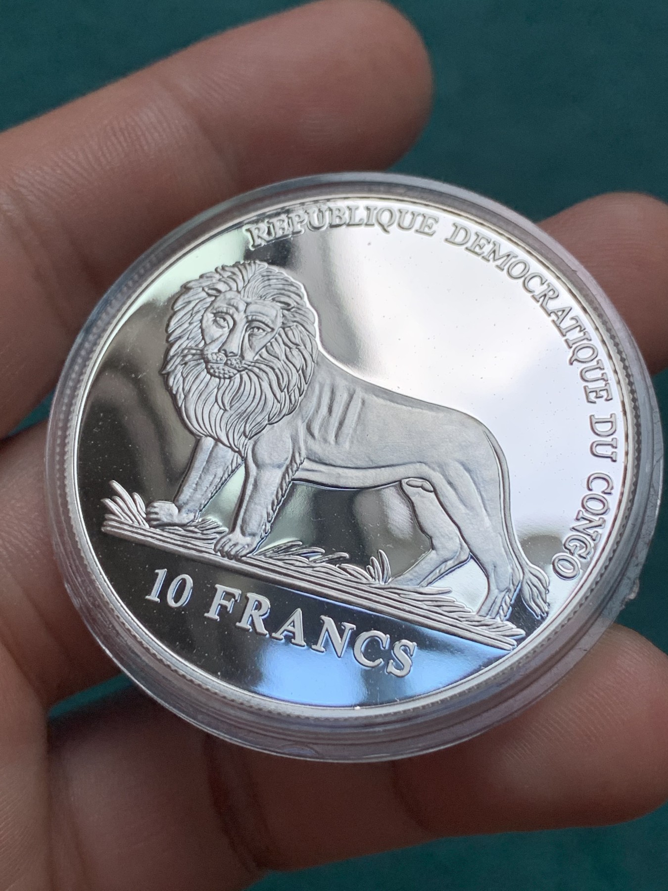 《竞宝斋》第186场-周日，周一 2场 (全场包邮) 刚果民主共和国 2006年 纪念瑞士卫队 500周年 10法郎 彩银银币 25克 925银