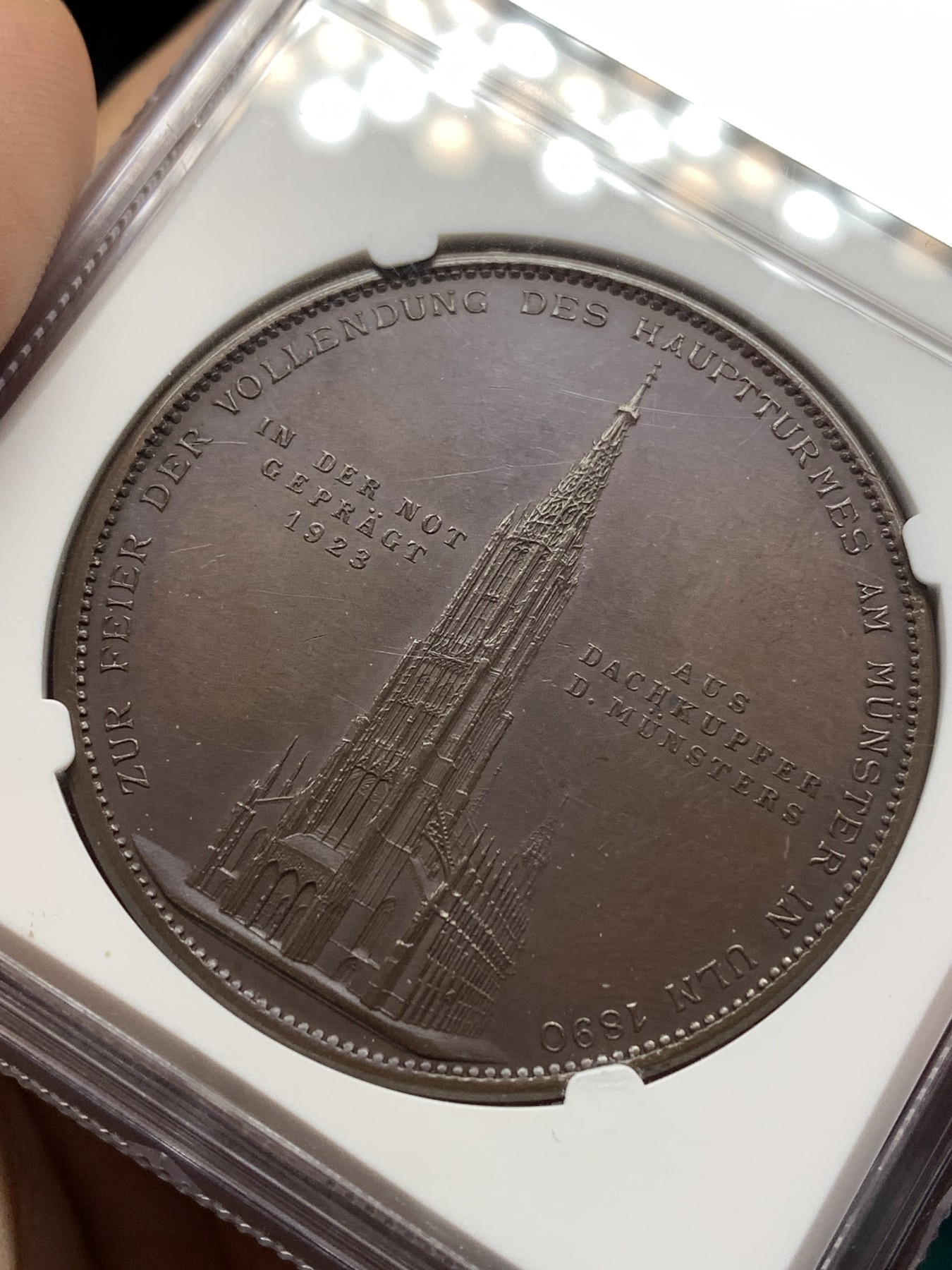 《竞宝斋》第186场-周日，周一 2场 (全场包邮) NGC-UNC 德国1923年乌尔姆教堂修复纪念铜章，一面和教堂泰勒同款