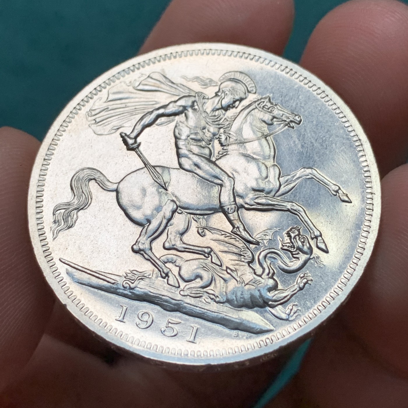 《竞宝斋》第186场-周日，周一 2场 (全场包邮) 英国1951年乔治六世 最后的马剑克朗型纪念币 盒证全