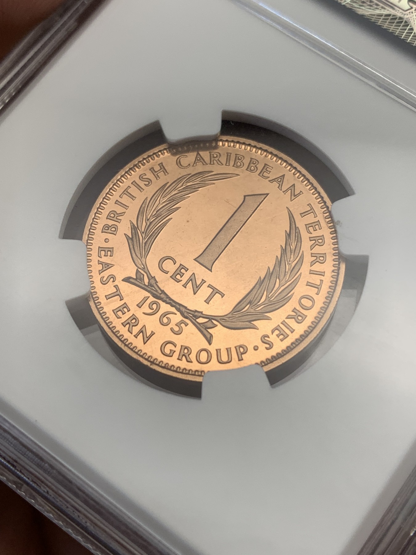 《竞宝斋》第186场-周日，周一 2场 (全场包邮) NGC-PF67RDUC 英属东加勒比-精制女王-1 cent