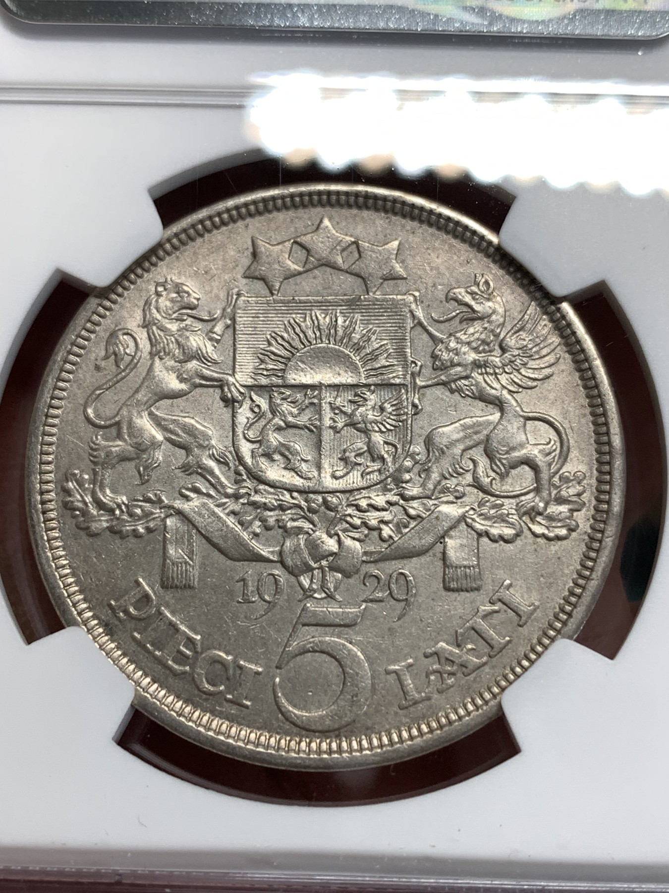 《竞宝斋》第186场-周日，周一 2场 (全场包邮) NGC AU  拉脱维亚 1929年 5拉特 银币 状态好 小特年