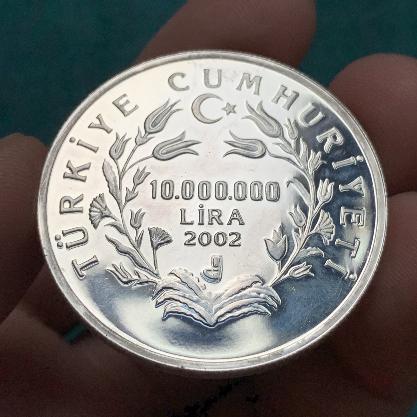 《竞宝斋》第186场-周日，周一 2场 (全场包邮) 土耳其2002年1千万里拉高值精制大银币，925银，直径38.61mm，重量31.42g