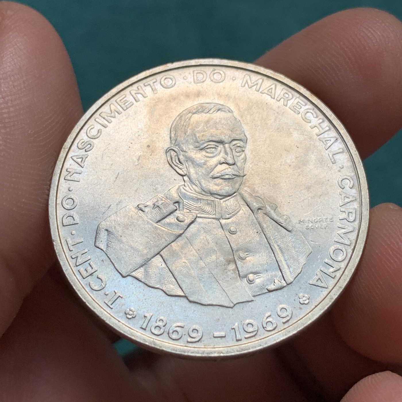 《竞宝斋》第186场-周日，周一 2场 (全场包邮) 葡萄牙1969年卡尔莫纳总统（1928～1951在位）百年诞辰纪念50埃斯库多银币