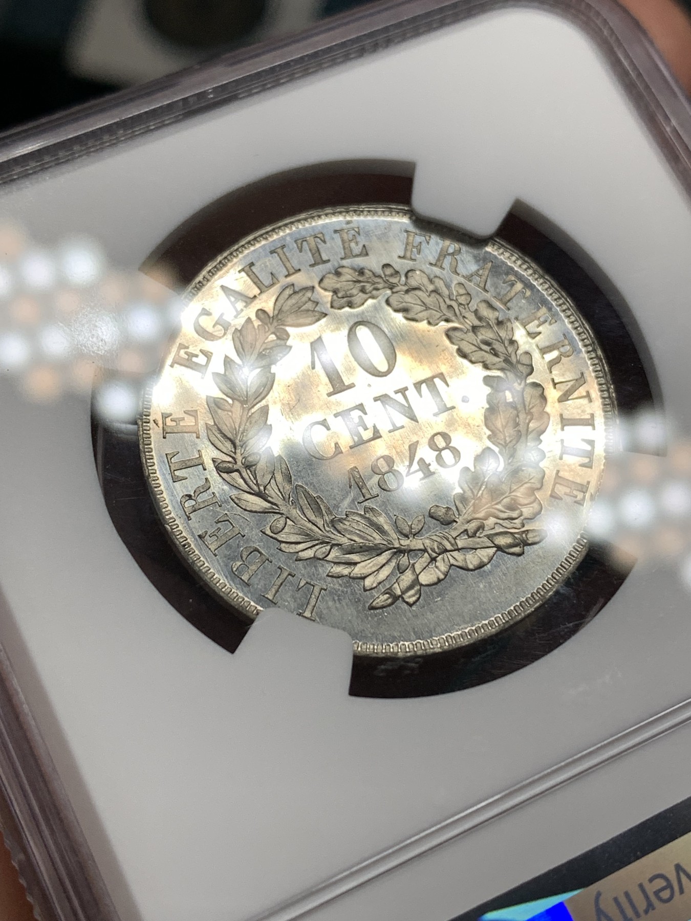 《竞宝斋》第186场-周日，周一 2场 (全场包邮) NGC MS64 法国二共大力神10C样币，正反面精致面十分讨喜正面大力神的设计特别精美！高分样币难得也少见！更高分只有2枚