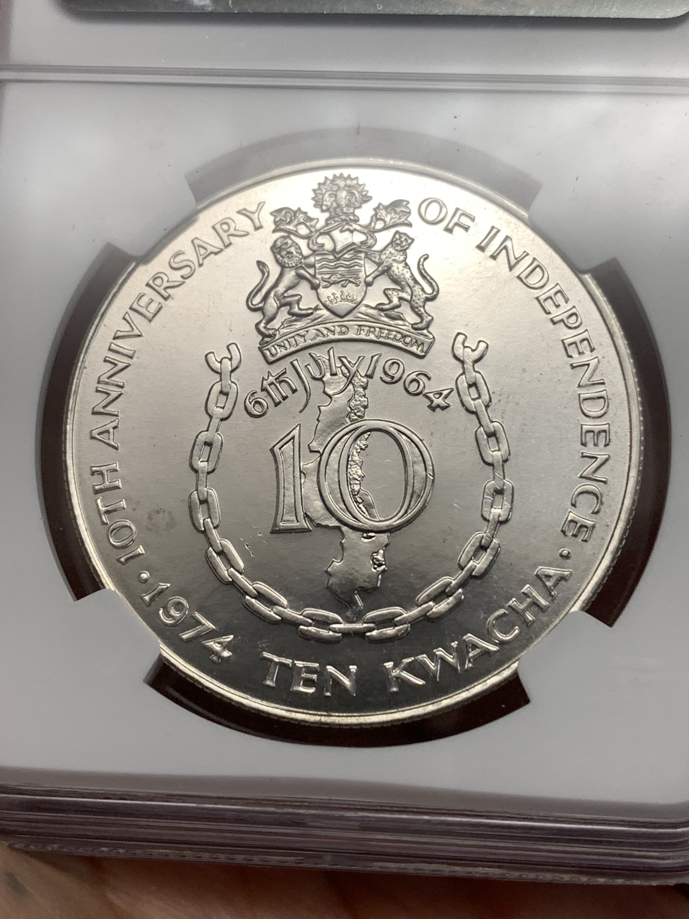 《竞宝斋》第186场-周日，周一 2场 (全场包邮) NGC MS66 马拉维 1974年 独立10周年 10克瓦查大银币 28.28克 925银