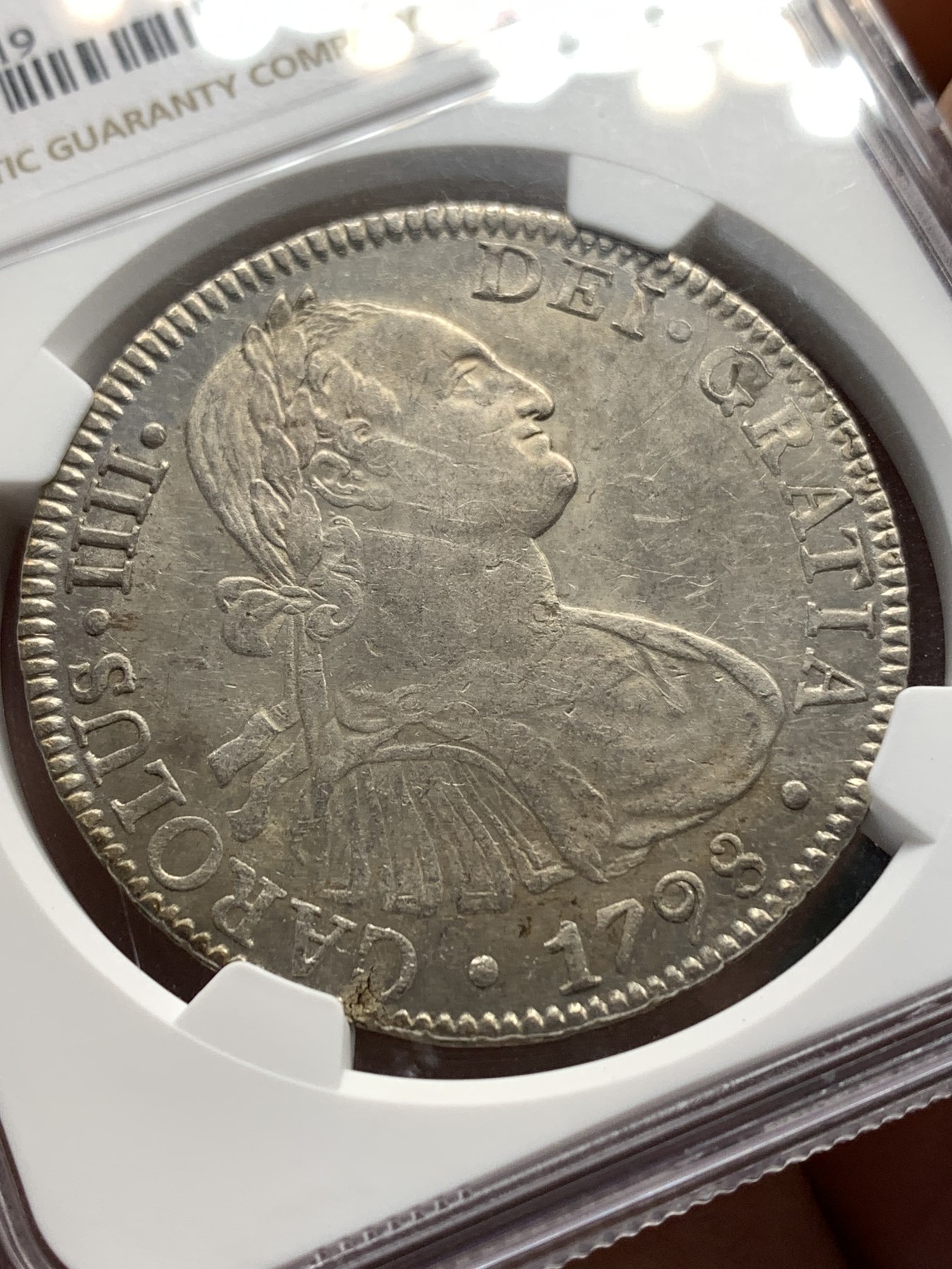 《竞宝斋》第186场-周日，周一 2场 (全场包邮) NGC-MS61 西属墨西哥 卡四 双柱 1798 MO FM 8瑞尔 大银币 外拍疯涨