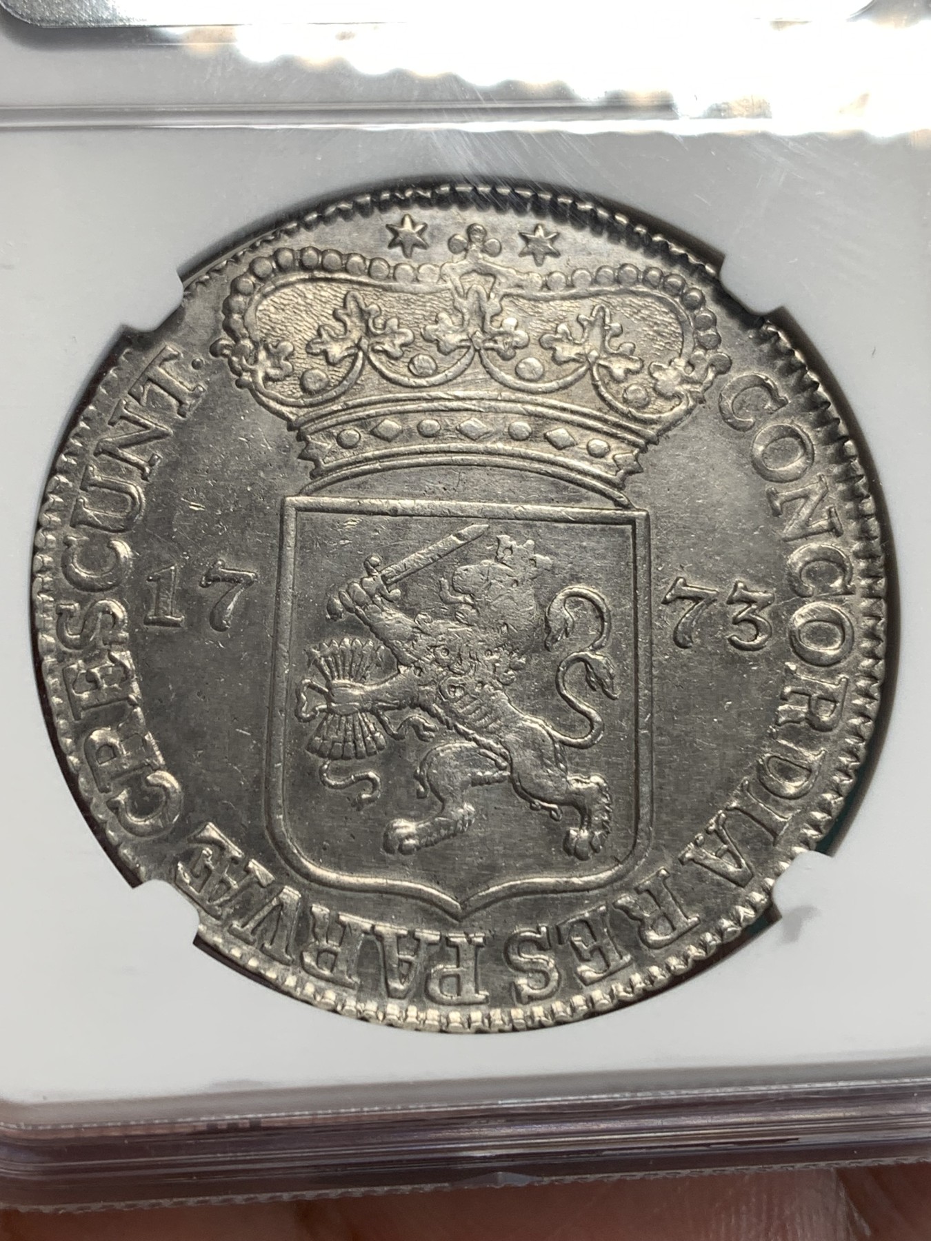 《竞宝斋》第186场-周日，周一 2场 (全场包邮) NGC AU 荷兰 泽兰省1773年1杜卡特武士银币 打制的很不错