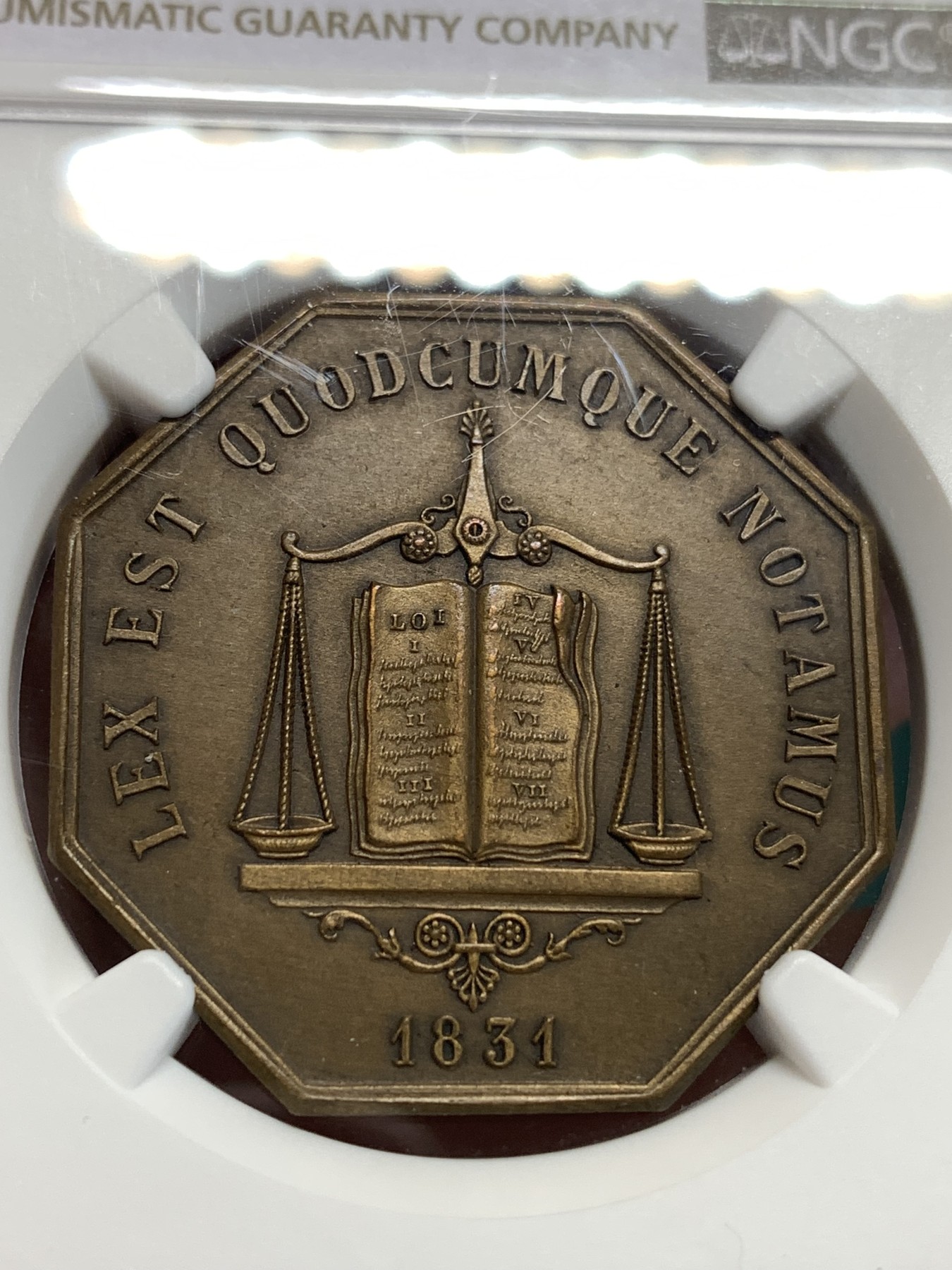 《竞宝斋》第186场-周日，周一 2场 (全场包邮) NGC-MS63BN 1831 塞纳河马恩省公证处八角铜章罕见版本，老铜八角高分、带天秤图案