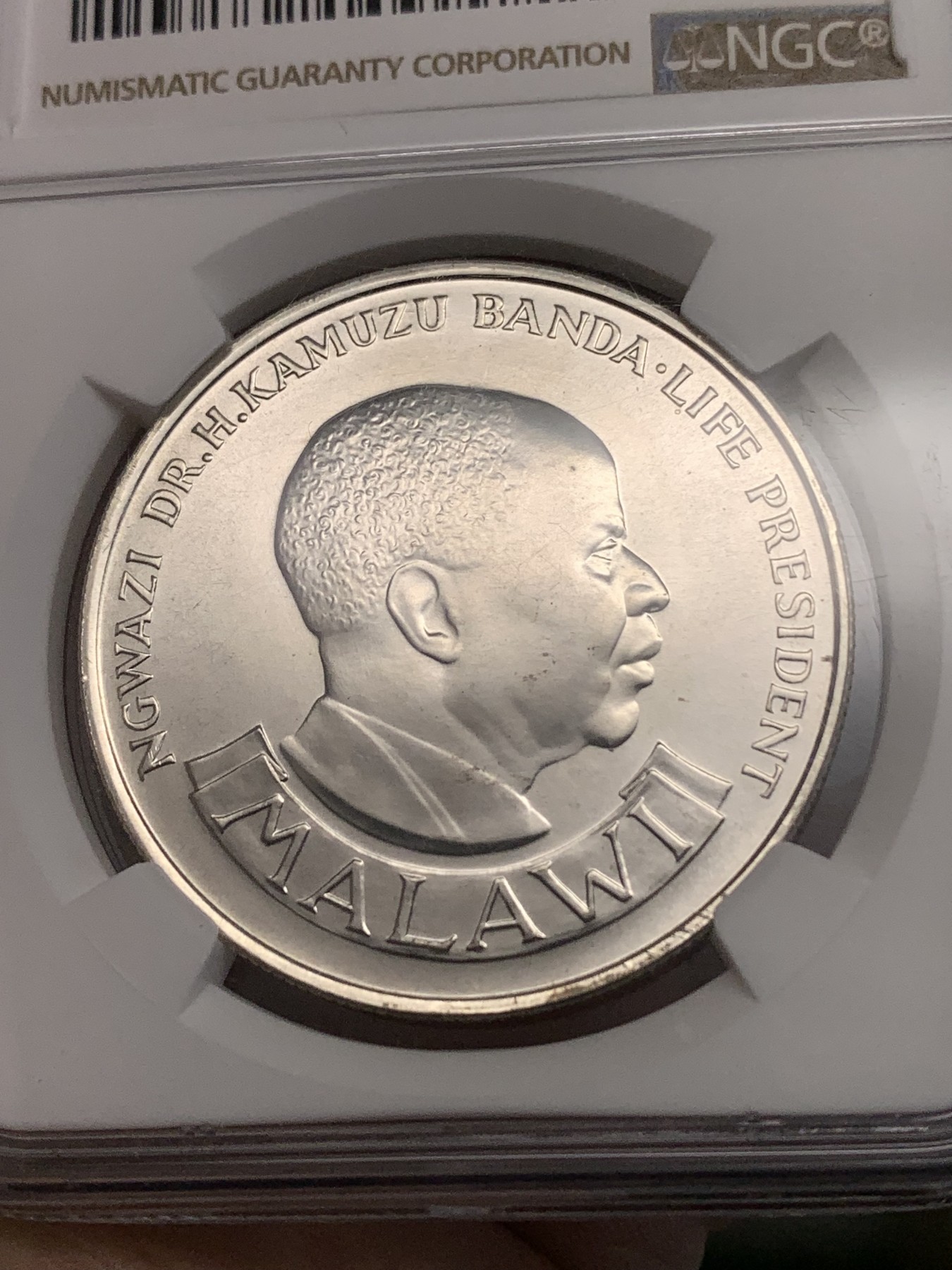 《竞宝斋》第186场-周日，周一 2场 (全场包邮) NGC MS66 马拉维 1974年 独立10周年 10克瓦查大银币 28.28克 925银