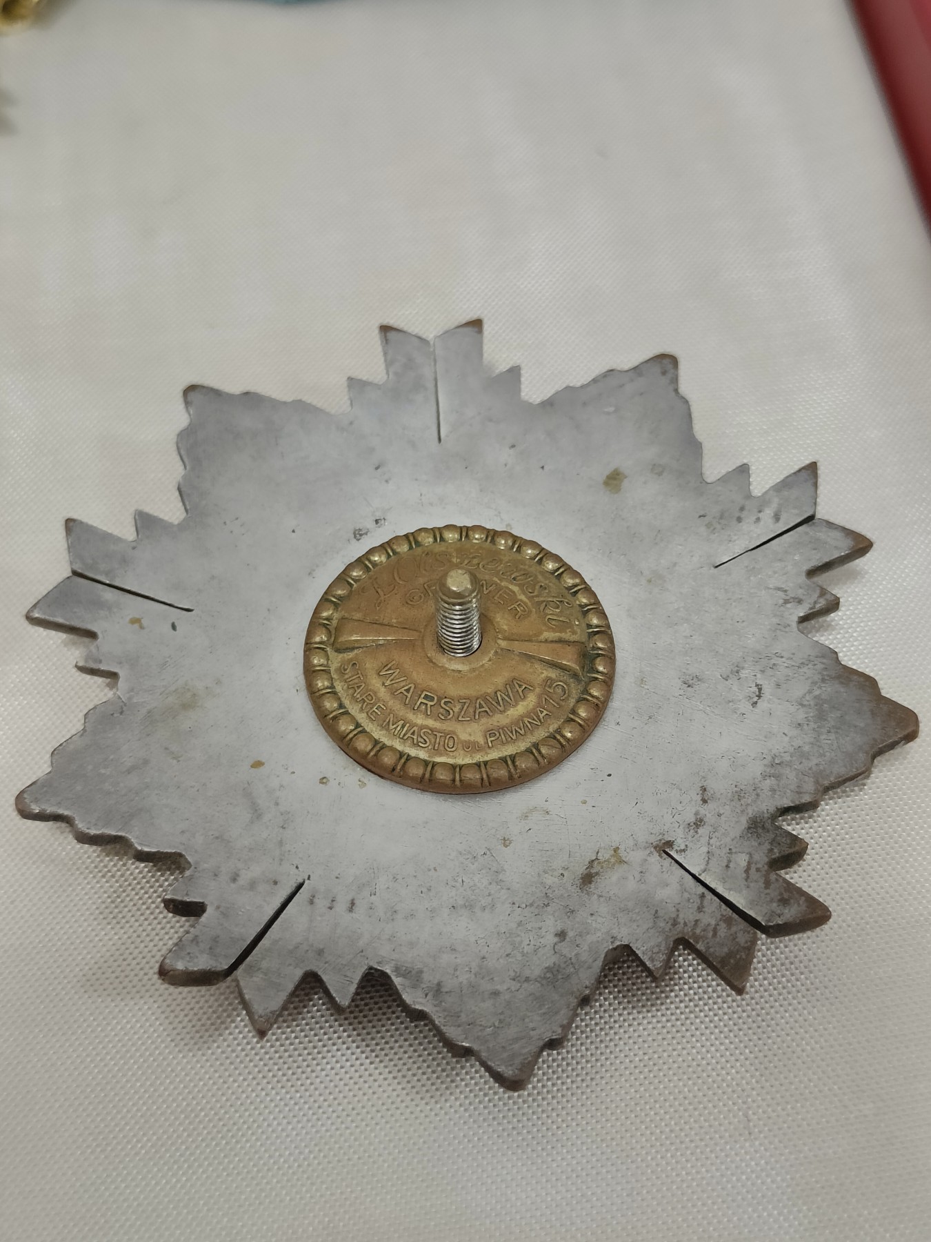 全场0元起拍 第79期 咸鱼国勋章拍卖专场 8月6日（周日）下午6：00开始 高级荣誉二级波兰人民共和国功勋勋章大军官级带盒带证授 予外国公民