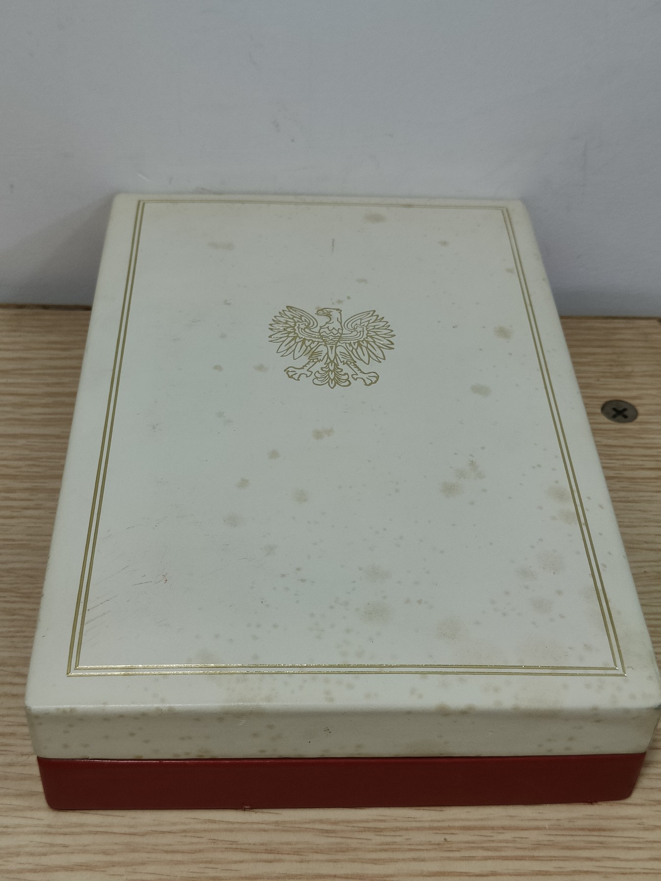 全场0元起拍 第79期 咸鱼国勋章拍卖专场 8月6日（周日）下午6：00开始 高级荣誉二级波兰人民共和国功勋勋章大军官级带盒带证授 予外国公民