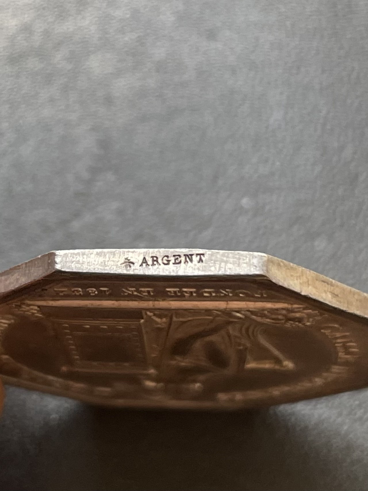 「木头集藏」章牌专场-第28期 法国奥尔良储蓄银行银章 直径：32 mm，13.5 g