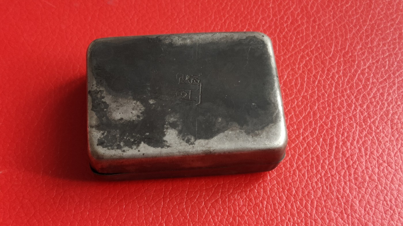 裸币专场 民国时期  观音图案银墨盒，包浆自然浓厚，无裂无裂