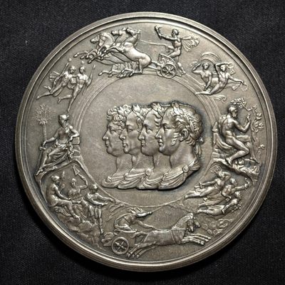 【德藏】世界币章拍卖第30期-章牌专场 - 1972年英国滑铁卢战役150周年纪念银章，直径为63mm，重量为122.8g。