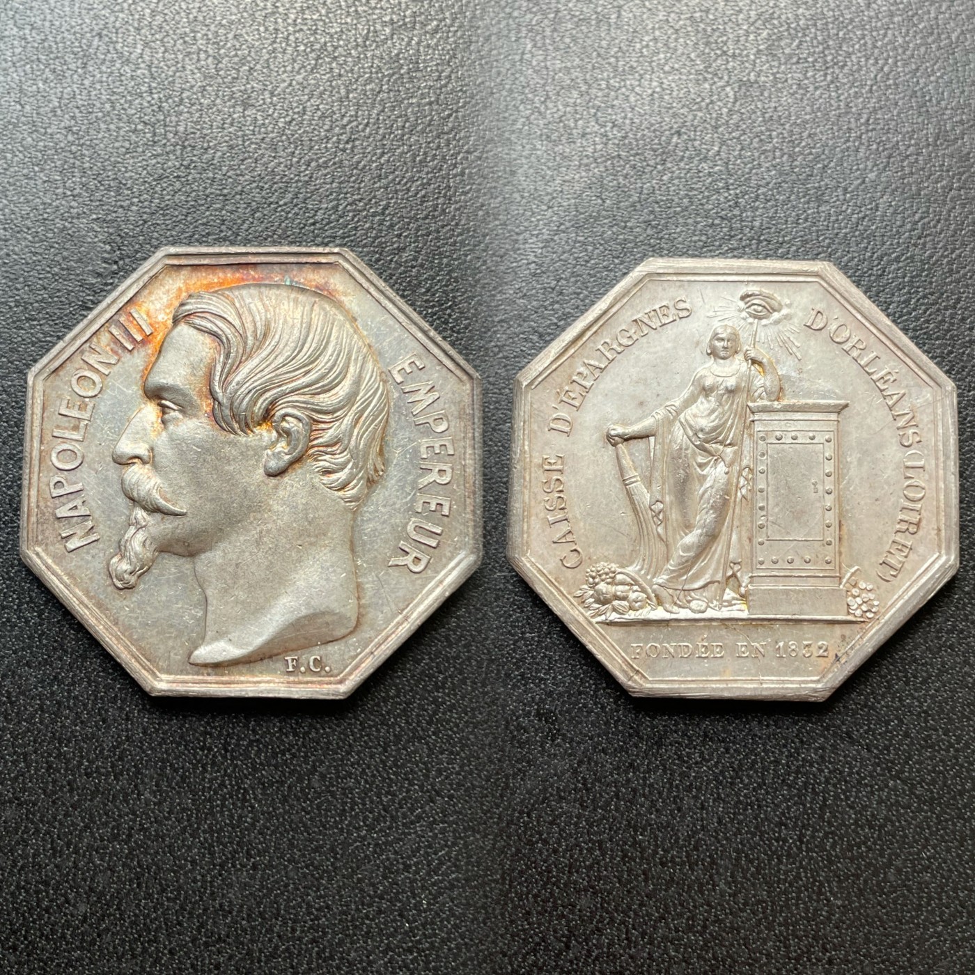 「木头集藏」章牌专场-第28期 法国奥尔良储蓄银行银章 直径：32 mm，13.5 g