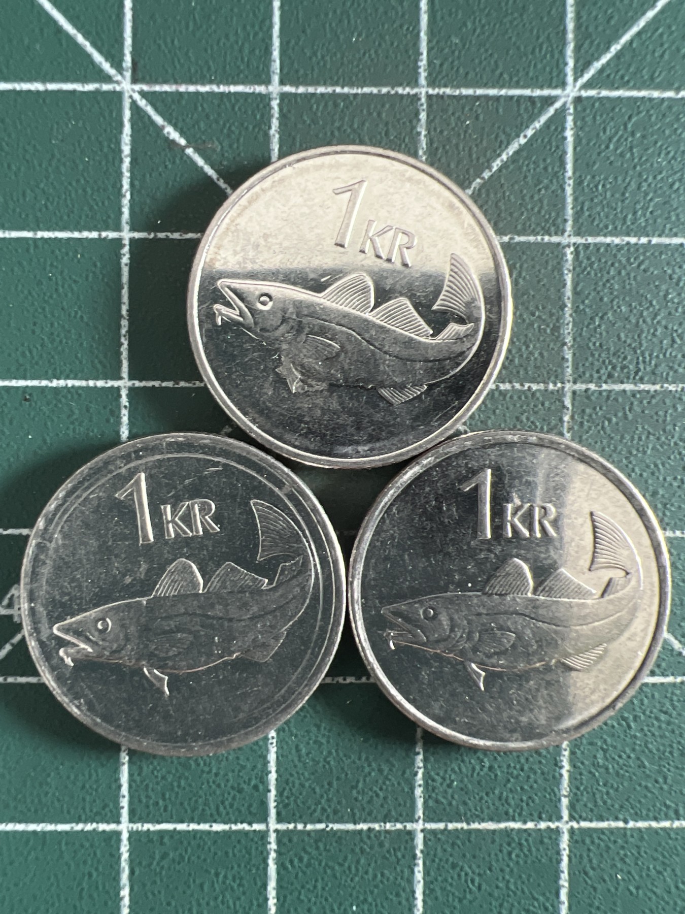 泡泡堂第371期  硬币专场 （无押金，捡漏，全场20包邮，偏远地区除外，接收代拍业务） 冰岛一克朗三枚