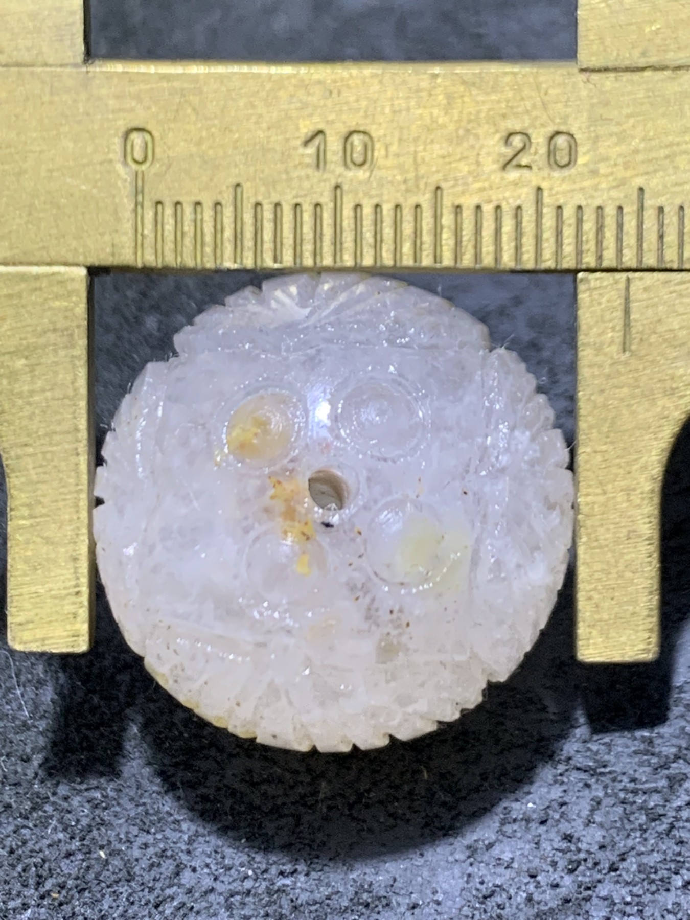 精美满冰飘亚光朱砂点战国红玛瑙手工雕刻莲花珠一个