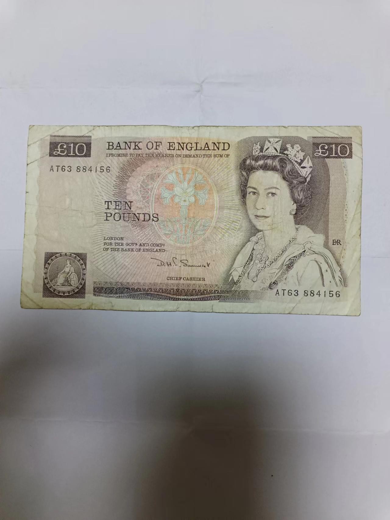 【20230804】非全新纸币第五十场 英国D序列10镑，有裂缝
