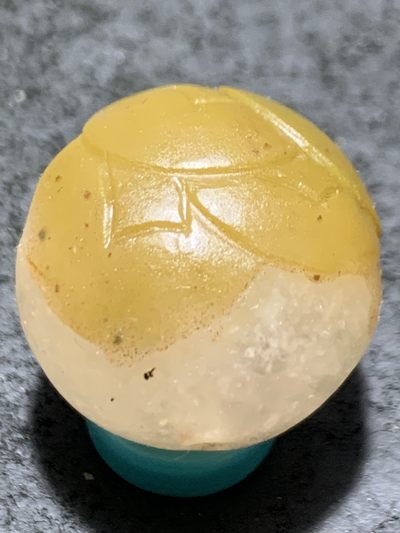 精美亚光冰飘战国红玛瑙手工雕刻钱币财字2.0珠一颗！寓意：招财进宝 精美亚光冰飘战国红玛瑙手工雕刻钱币财字2.0珠一颗！寓意：招财进宝