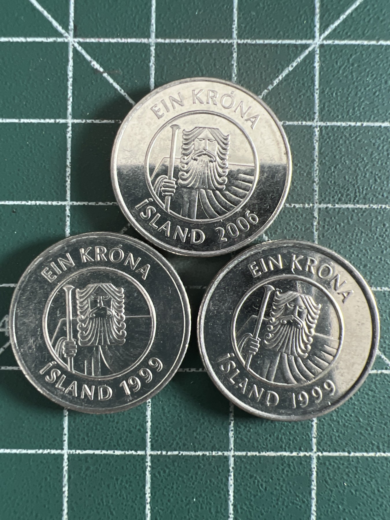 泡泡堂第371期  硬币专场 （无押金，捡漏，全场20包邮，偏远地区除外，接收代拍业务） 冰岛一克朗三枚