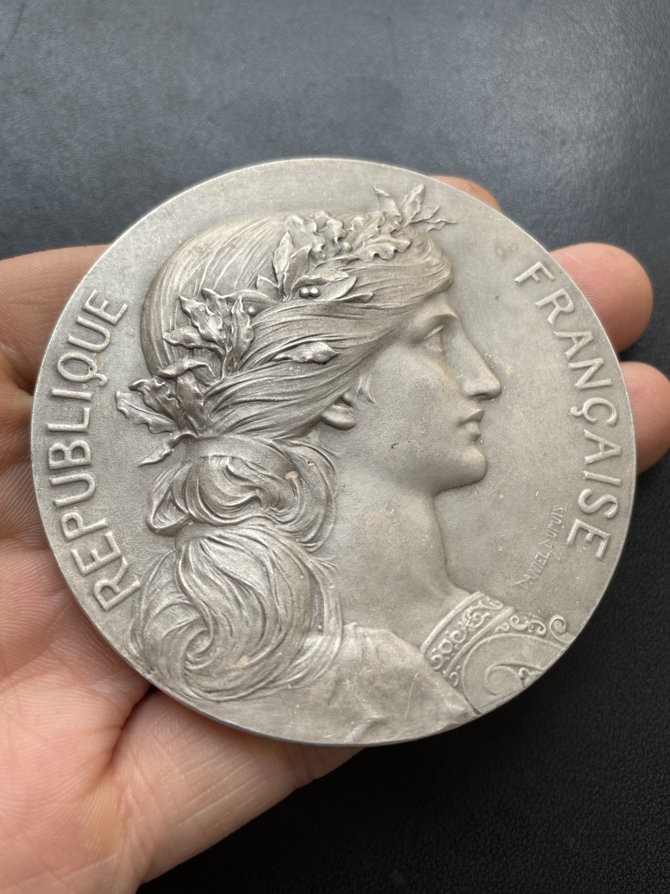 「木头集藏」章牌专场-第28期 D.Dupuis～1919年法国一战战争纪念镀银大铜章 直径：69mm