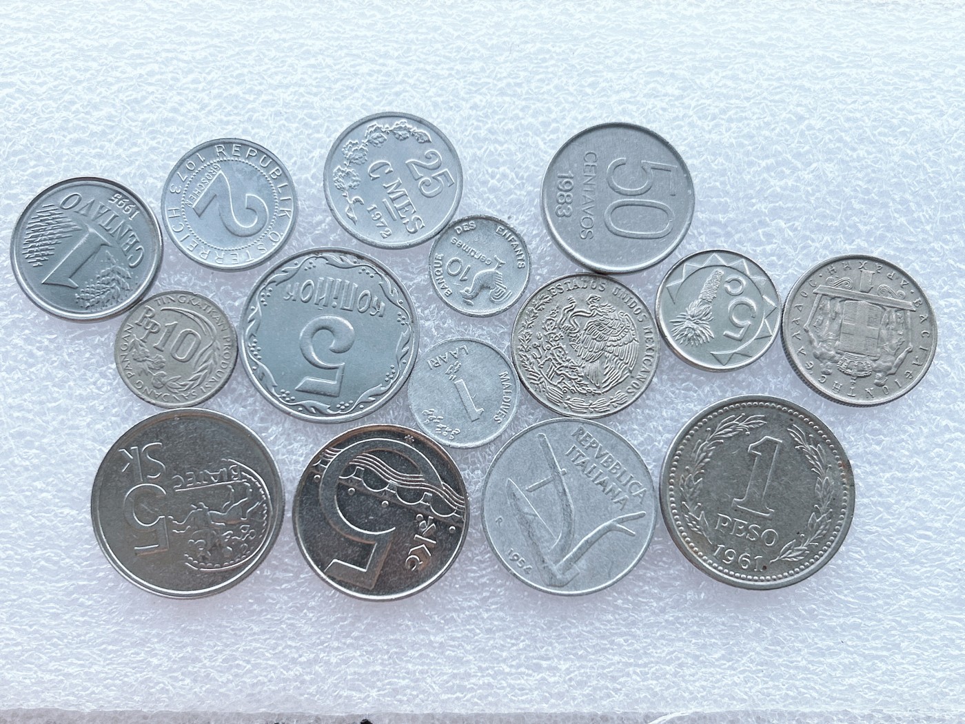 全场一元起拍 世界钱币散币场 第14期 散币一组15枚