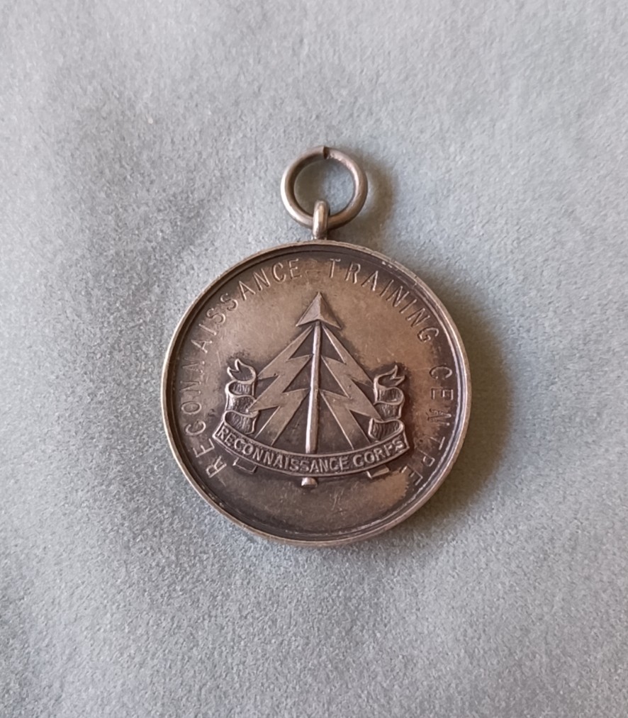 “China 中国”--英国皇家伯克郡团奖章专场 1944 年皇家伯克郡团足球比赛银牌“老虎”32mm